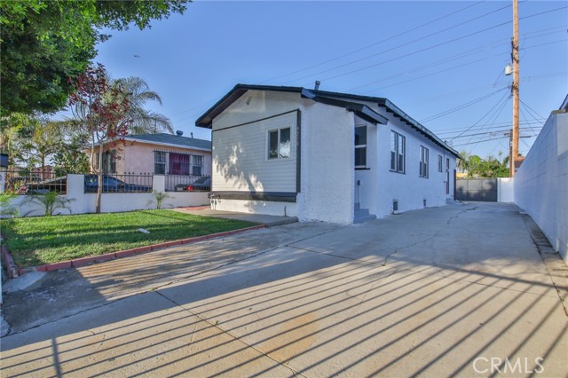 Los Angeles, California, 90002, United States, 3 Bedrooms Bedrooms, ,2 BathroomsBathrooms,Residential,For Sale,1928676