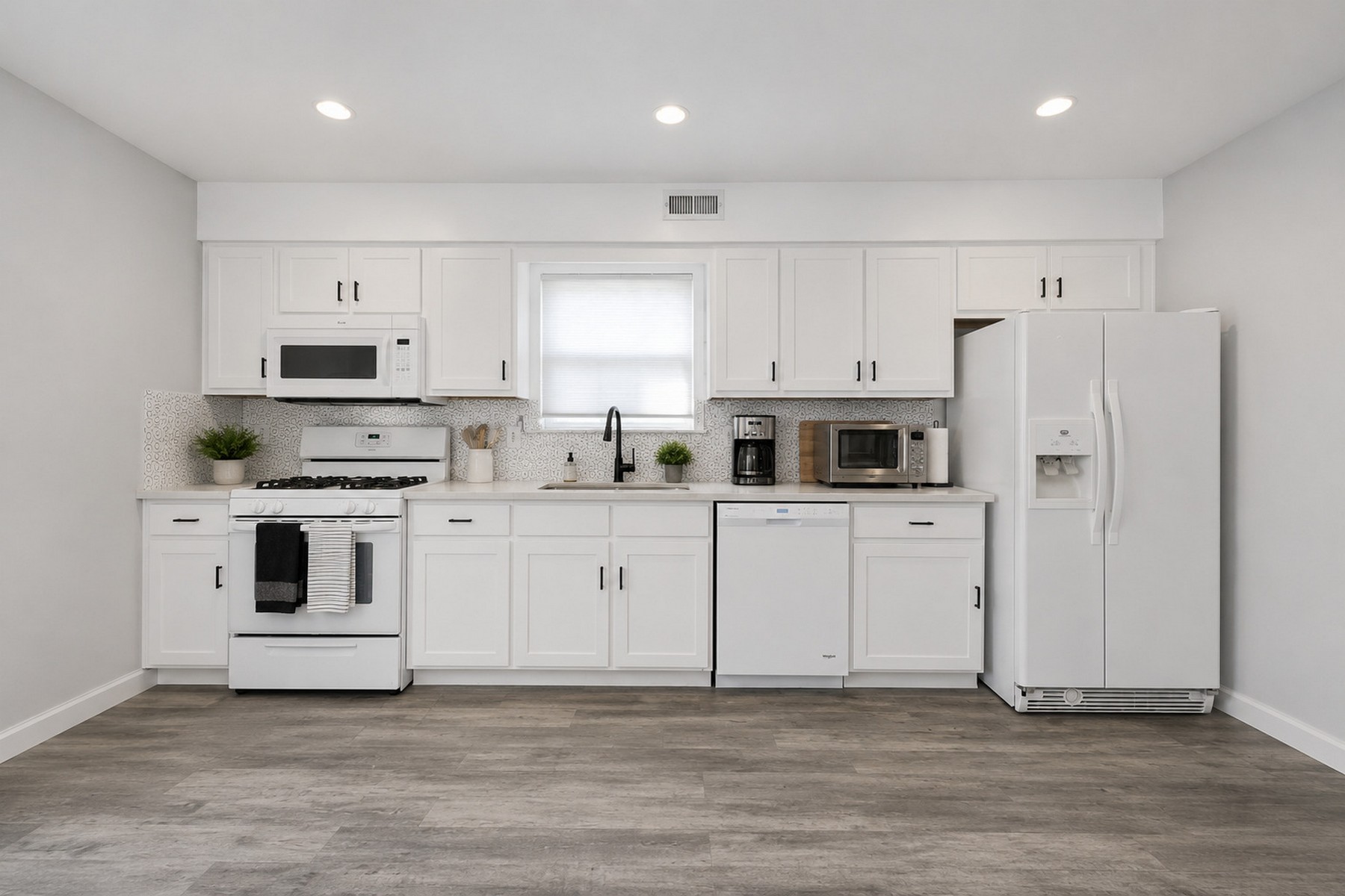  149 Hobart Avenue, Bayonne, NJ 07002 - 物件實景