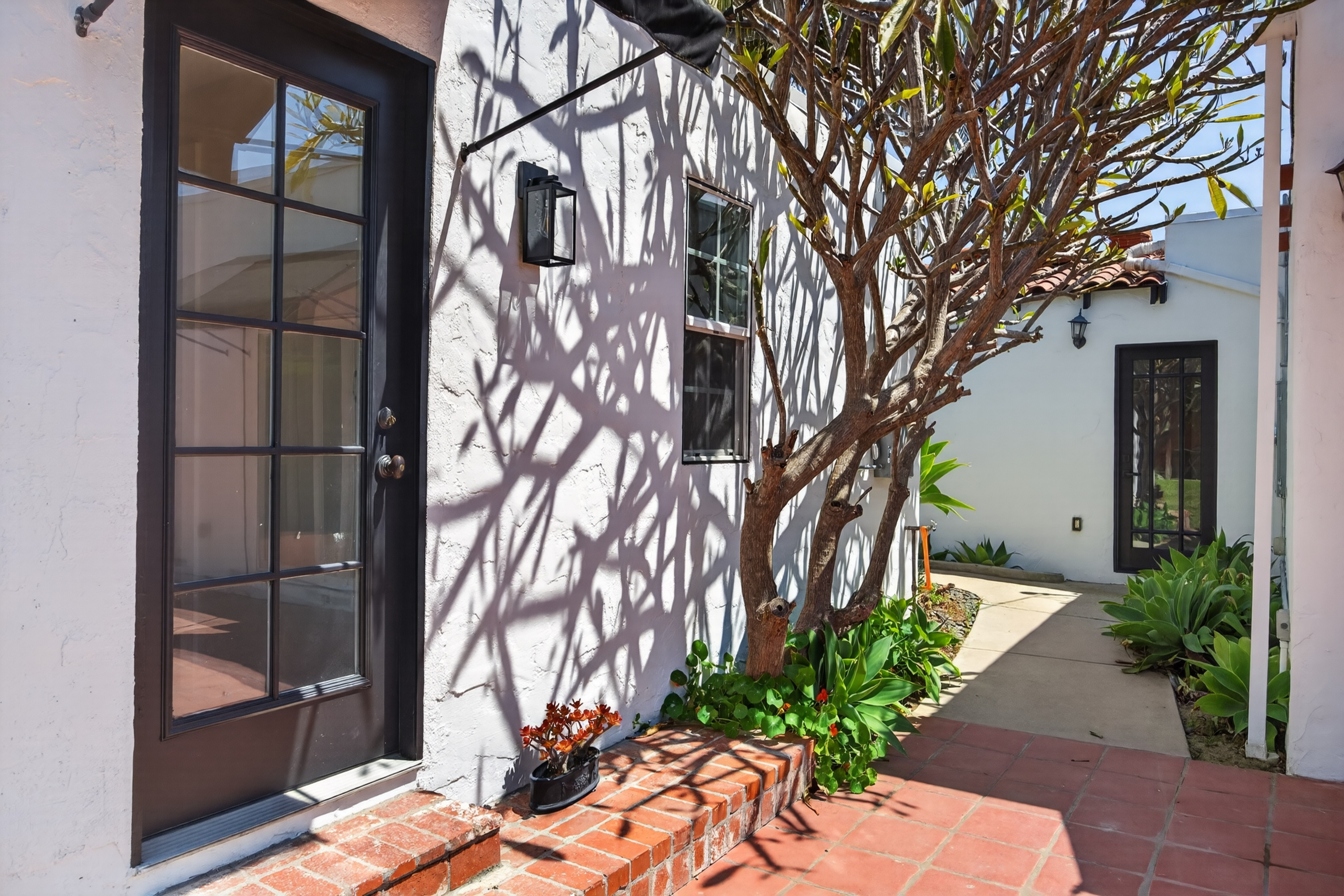  3737 Paloma Drive, Ventura, CA 93003 - 物件實景