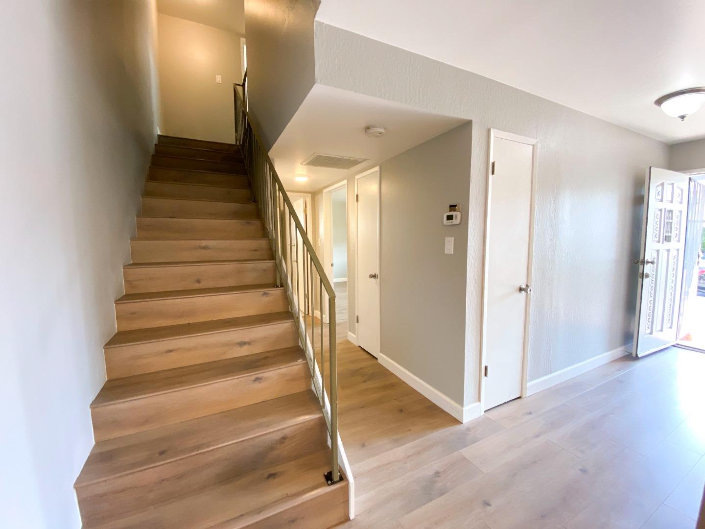 Santa Clara, California, 95051, United States, ,Residential,For Sale,1713379