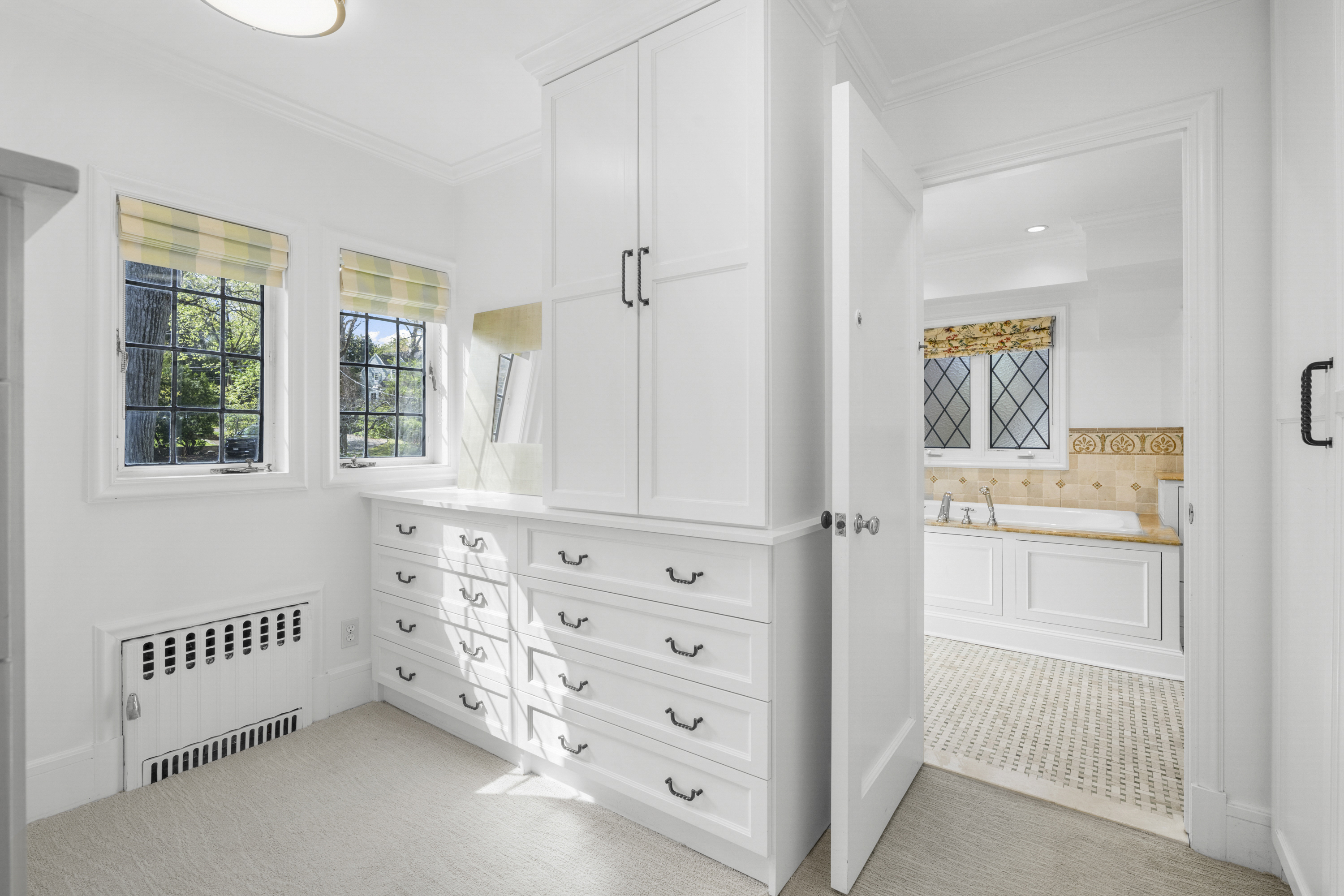  Sophisticated Larchmont Tudor - 物件實景