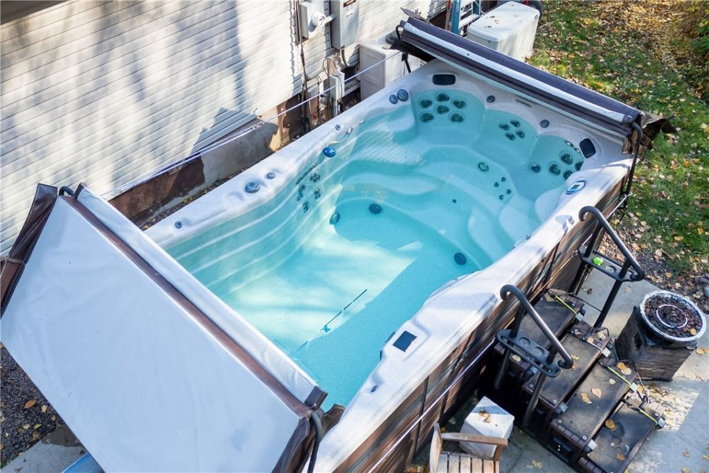 South Kortright, New York, 13842, United States, 3 Bedrooms Bedrooms, ,2 BathroomsBathrooms,Residential,For Sale,1986563