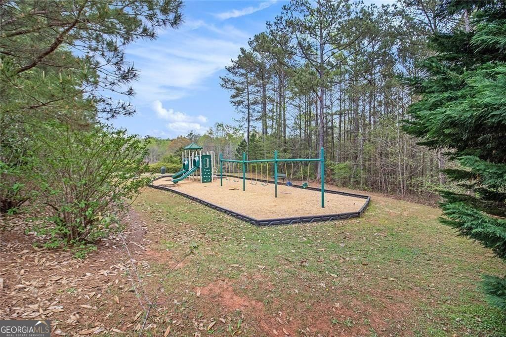 Douglasville, Georgia, 30135, United States, 5 Bedrooms Bedrooms, ,4 BathroomsBathrooms,Residential,For Sale,1886853