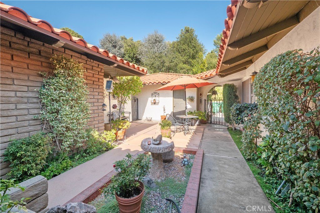 La Verne, California, 91750, United States, 3 Bedrooms Bedrooms, ,2 BathroomsBathrooms,Residential,For Sale,1981823
