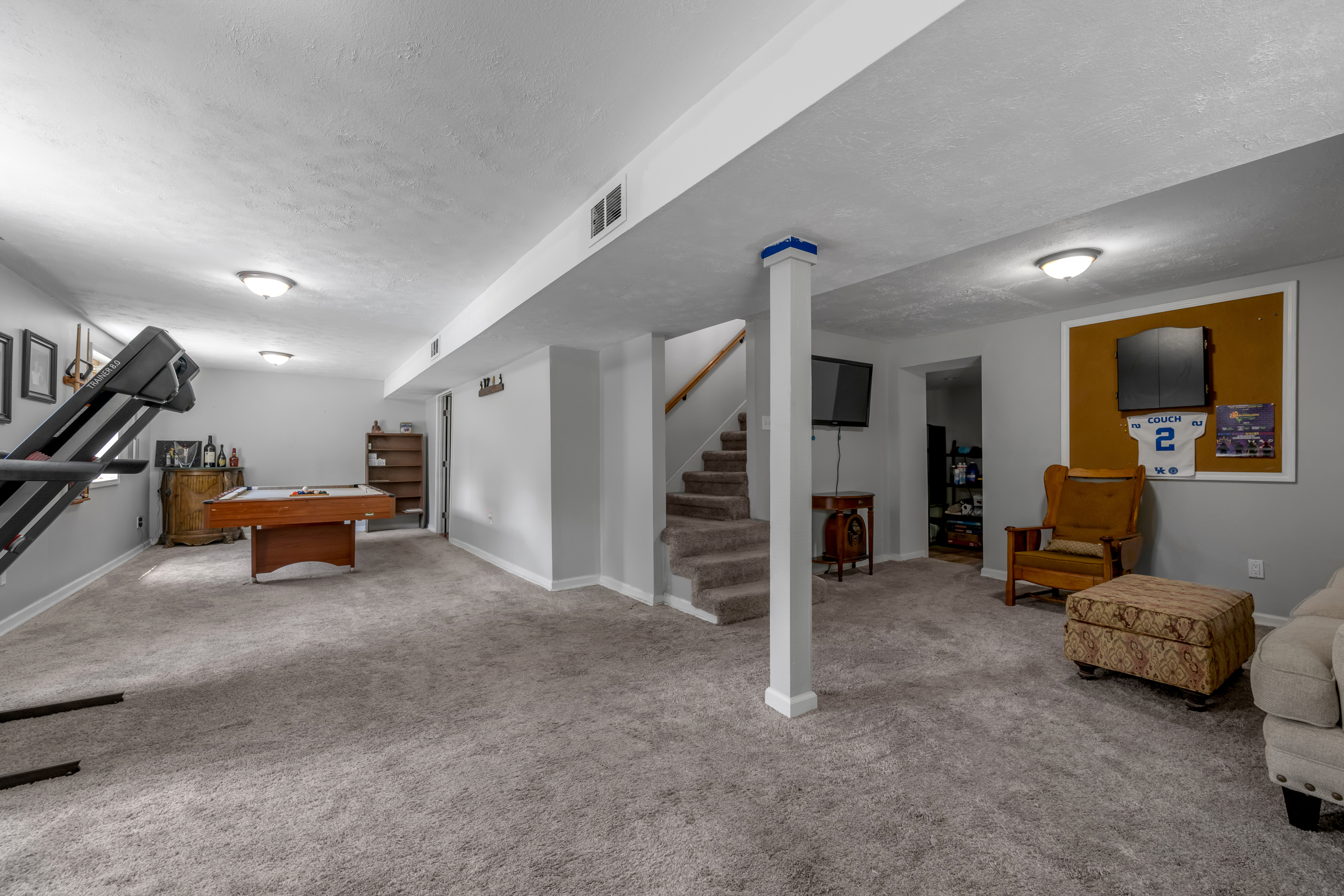  1556 Wellesley Drive - 物件實景