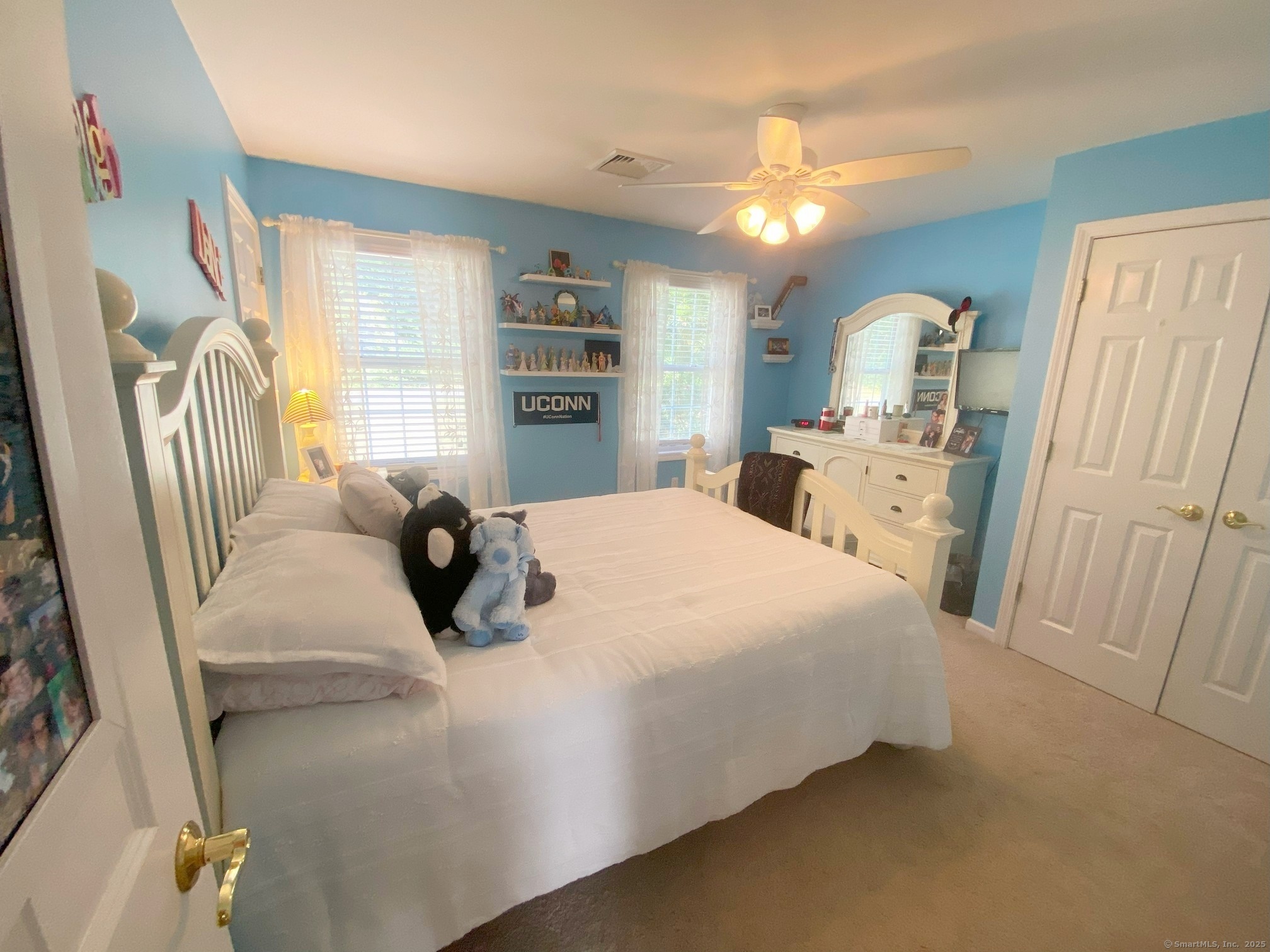 Southbury, Connecticut, 06488, United States, 4 Bedrooms Bedrooms, ,4 BathroomsBathrooms,Residential,For Sale,1932401