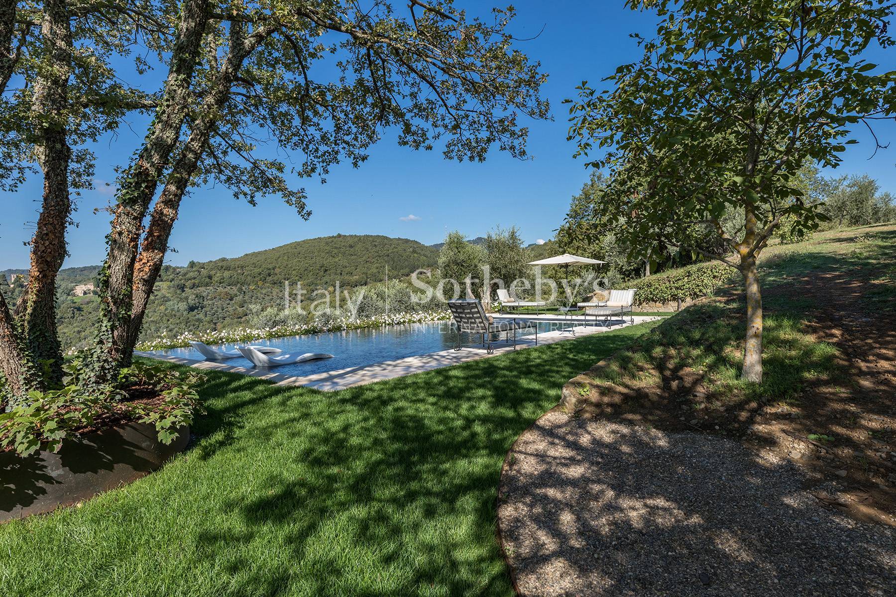  Refined renovated villa in the heart of Chianti - 物件實景