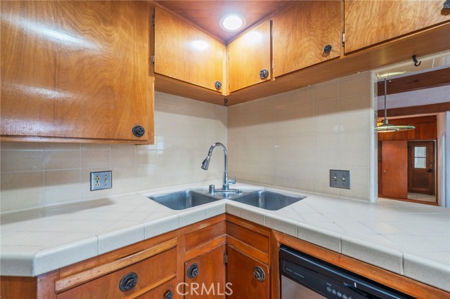 Anaheim, California, 92805, United States, 3 Bedrooms Bedrooms, ,Residential,For Sale,2048716