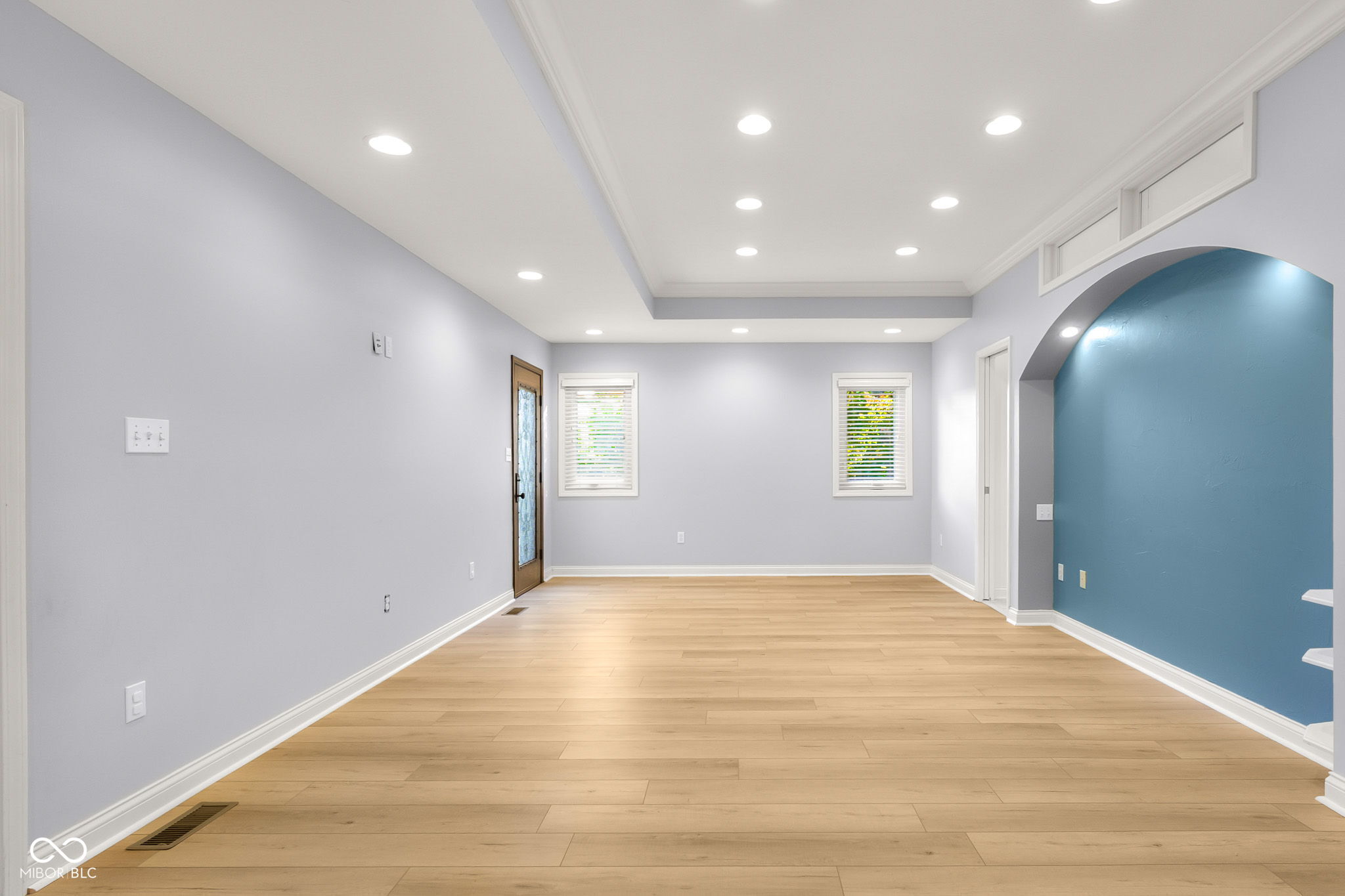 Columbus, Indiana, 47201, United States, 5 Bedrooms Bedrooms, ,6 BathroomsBathrooms,Residential,For Sale,1982008