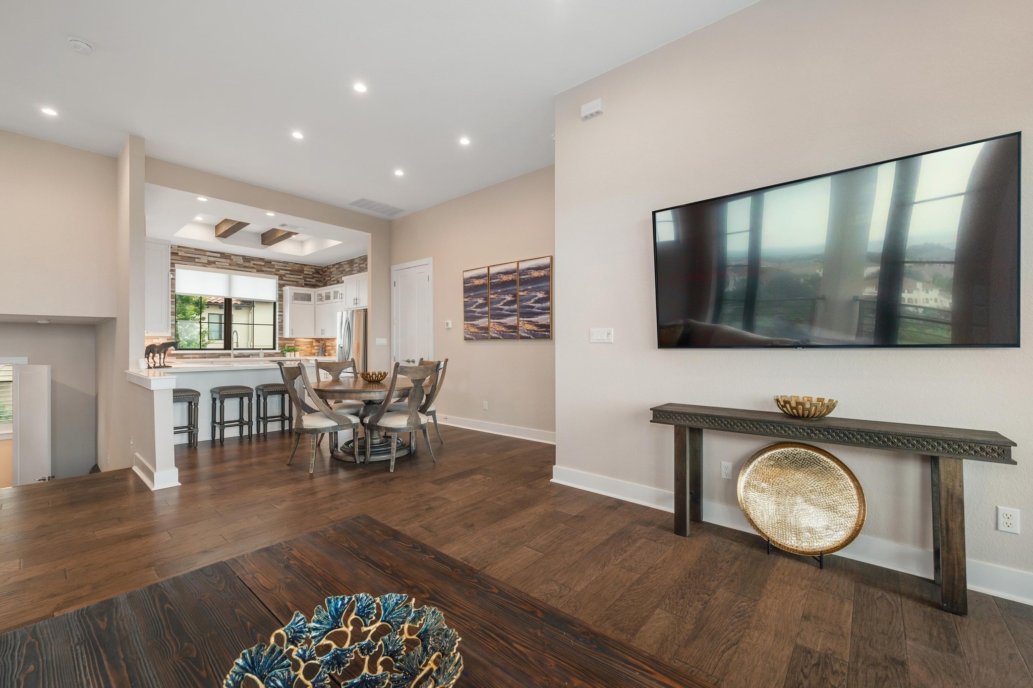 Austin, Texas, 78738, United States, 3 Bedrooms Bedrooms, ,3 BathroomsBathrooms,Residential,For Sale,1907781