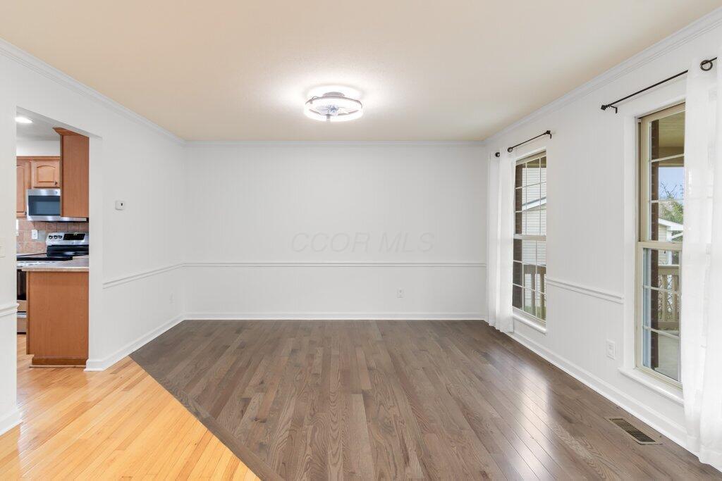 Lewis Center, Ohio, 43035, United States, 5 Bedrooms Bedrooms, ,3 BathroomsBathrooms,Residential,For Sale,2010957