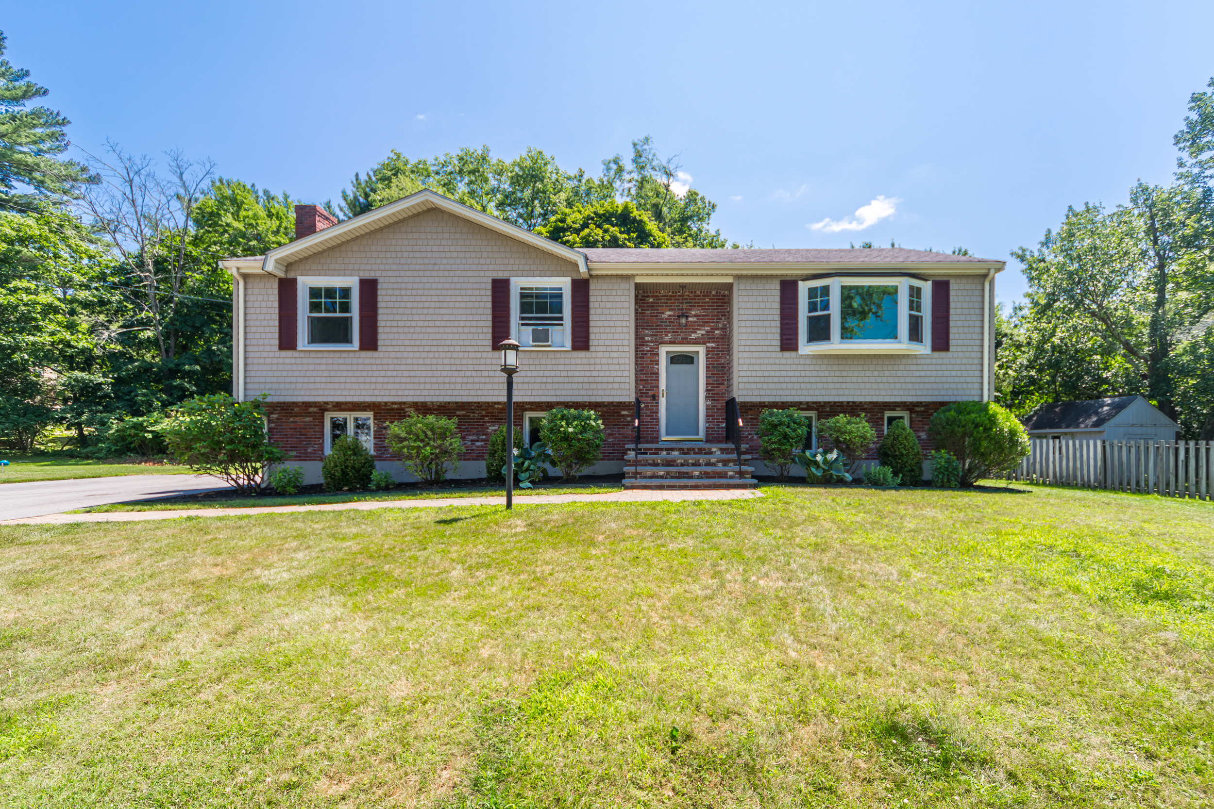  4 Colburn Street, Natick, MA, 01760 - 物件實景