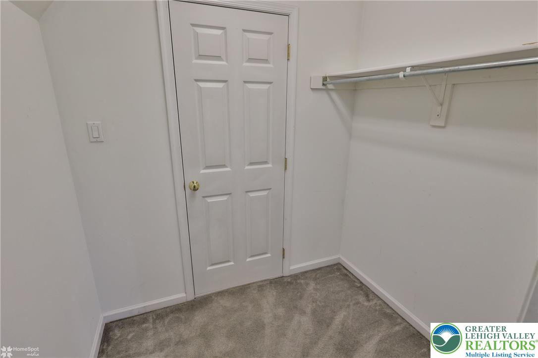 Palmer Twp, Pennsylvania, 18045, United States, 4 Bedrooms Bedrooms, ,4 BathroomsBathrooms,Residential,For Sale,1898728