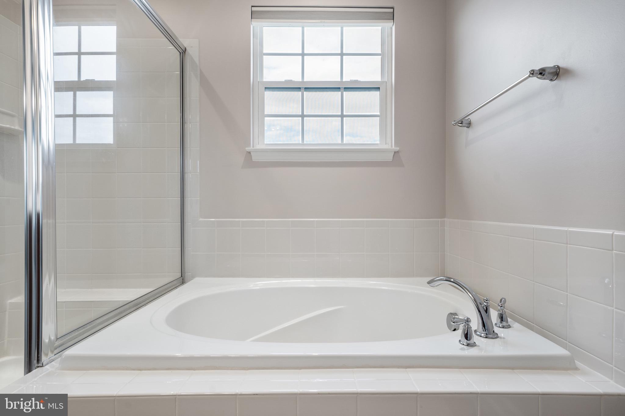 Waldorf, Maryland, 20602, United States, 4 Bedrooms Bedrooms, ,3 BathroomsBathrooms,Residential,For Sale,2001187