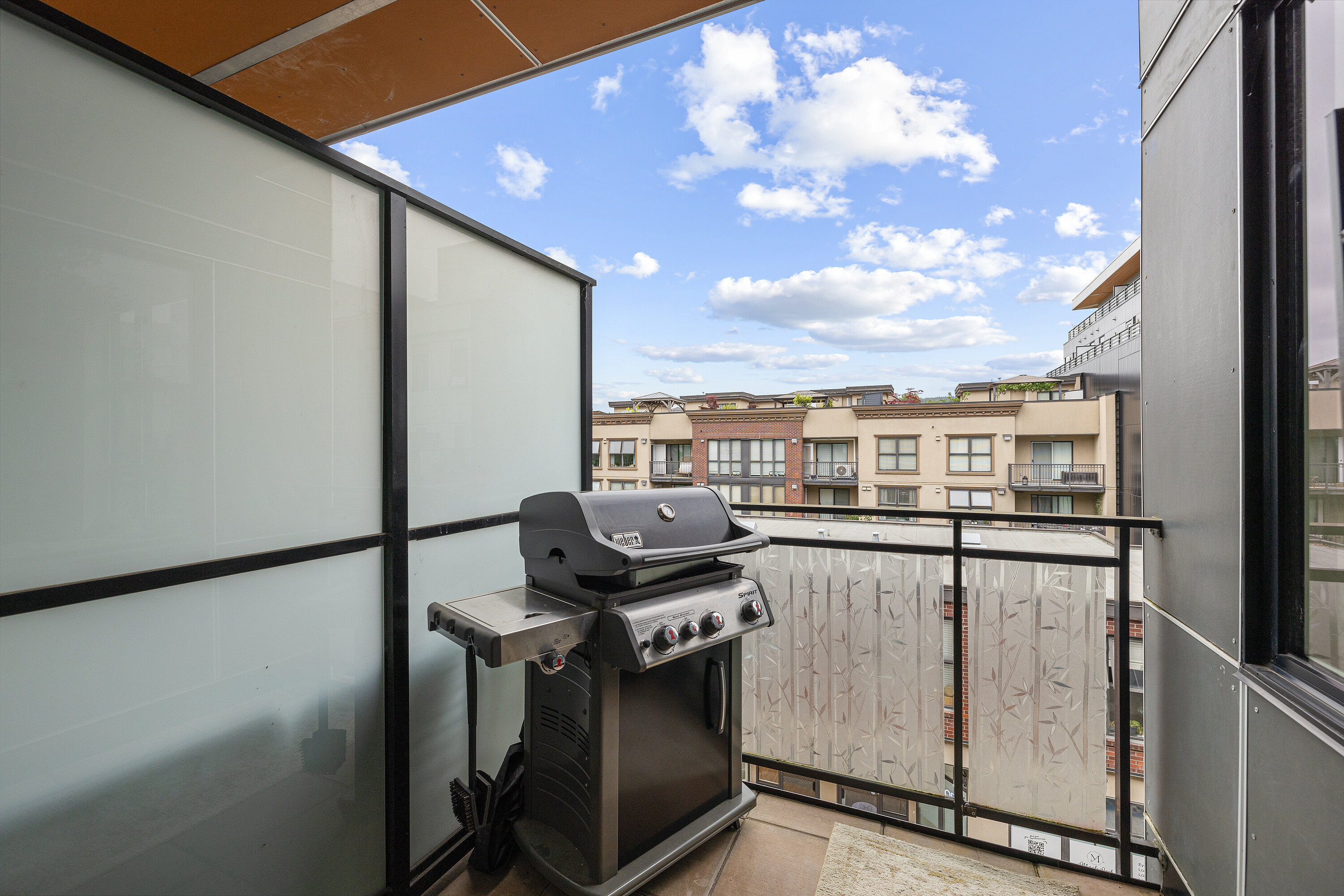  Renovated Porty Moody Townhome - 物件實景