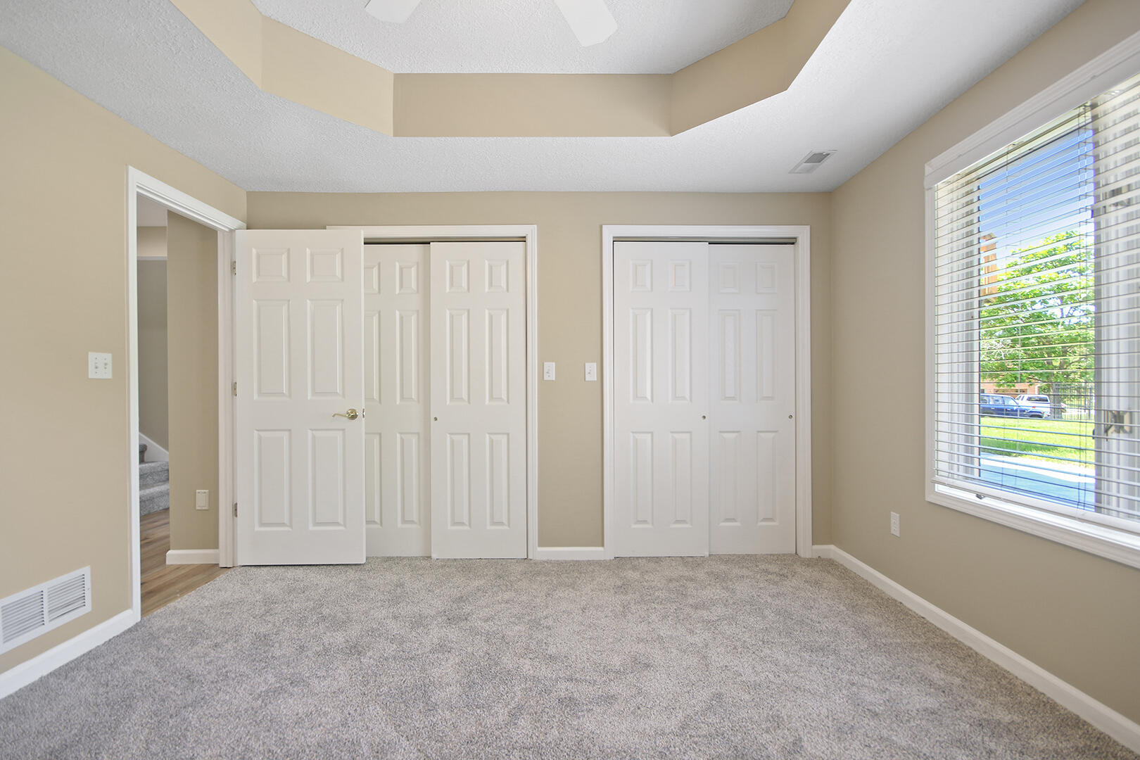 COLUMBIA, Missouri, 65203, United States, 5 Bedrooms Bedrooms, ,4 BathroomsBathrooms,Residential,For Sale,1934961