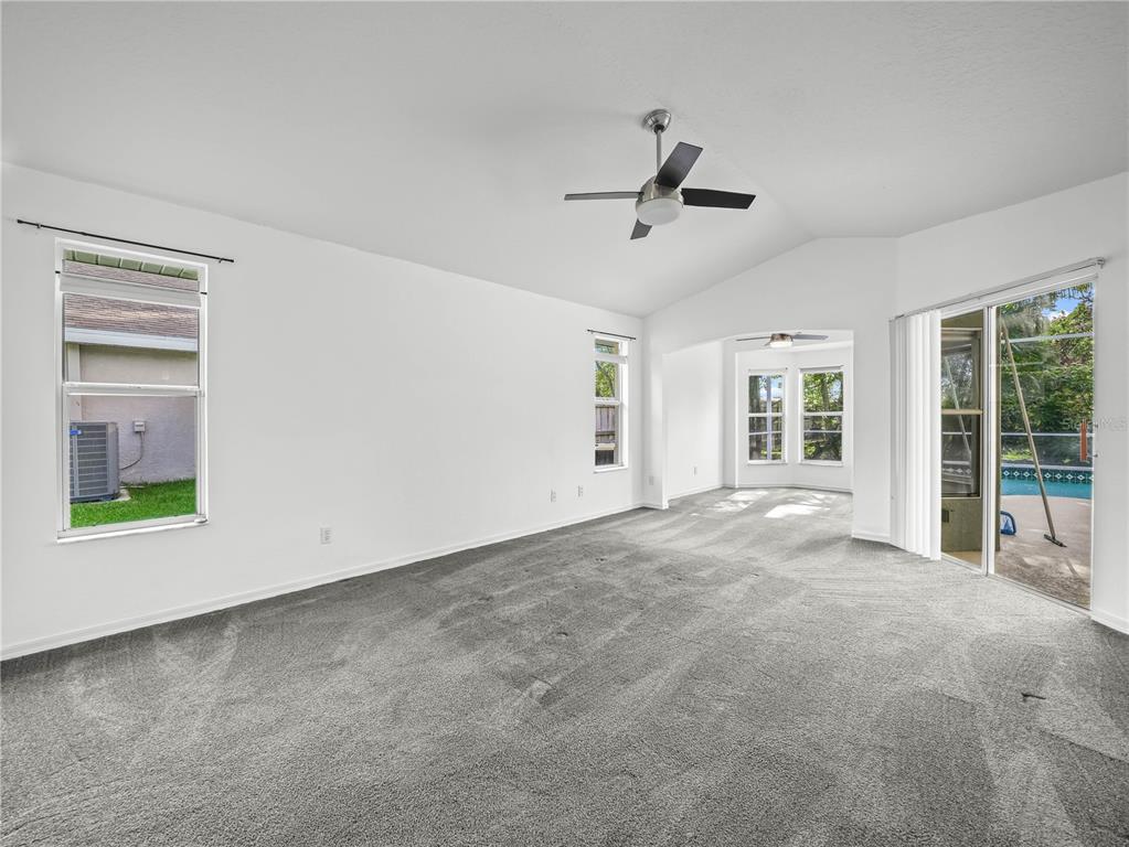 Plant City, Florida, 33566, United States, 5 Bedrooms Bedrooms, ,3 BathroomsBathrooms,Residential,For Sale,1892760