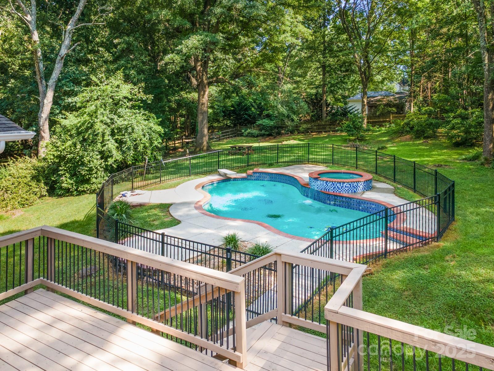Matthews, North Carolina, 28104, United States, 4 Bedrooms Bedrooms, ,3 BathroomsBathrooms,Residential,For Sale,1876252