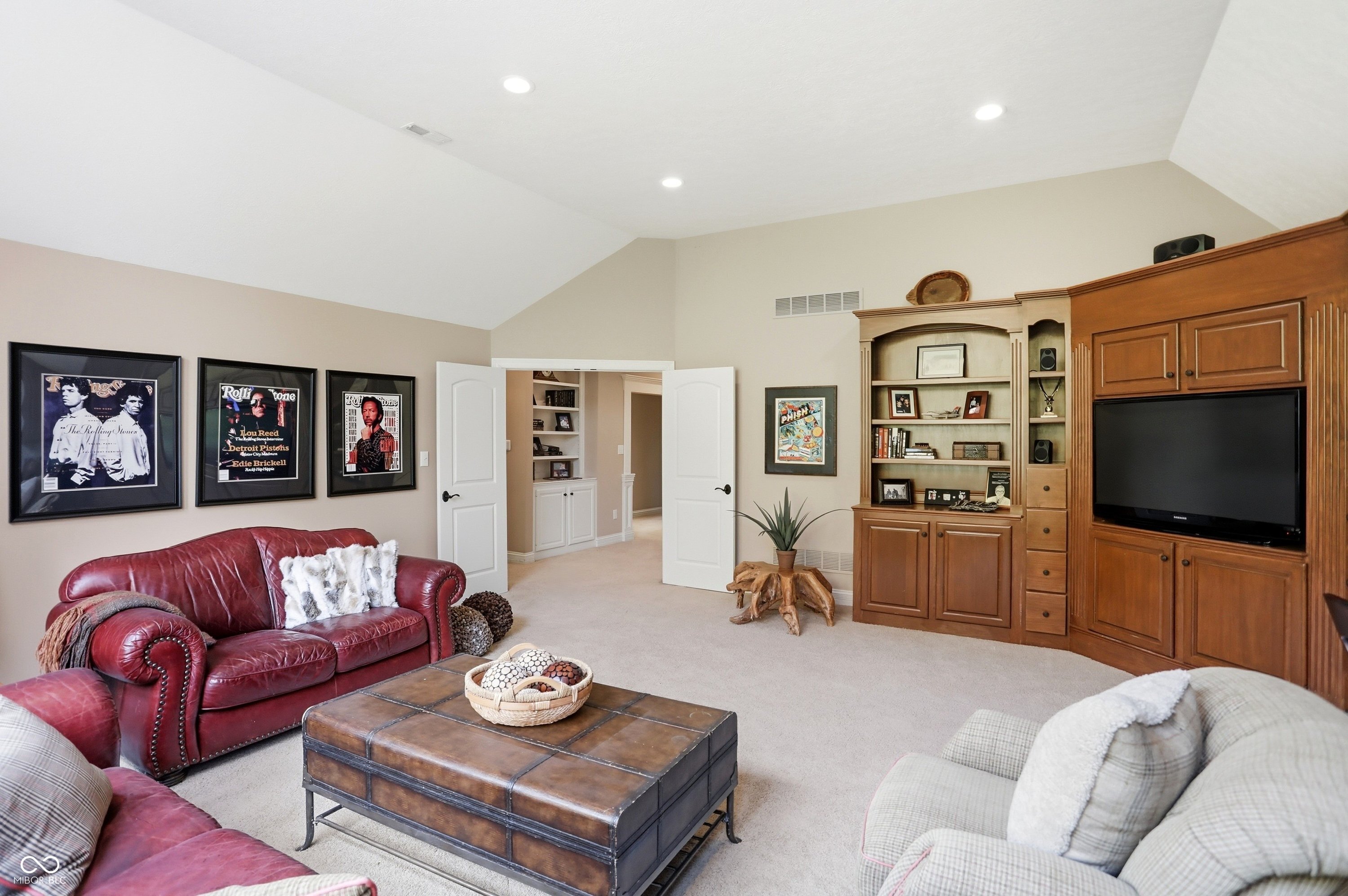 Carmel, Indiana, 46033, United States, 5 Bedrooms Bedrooms, ,6 BathroomsBathrooms,Residential,For Sale,1988622