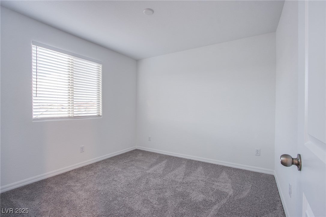 Las Vegas, Nevada, 89141, United States, 5 Bedrooms Bedrooms, ,3 BathroomsBathrooms,Residential,For Sale,1978122