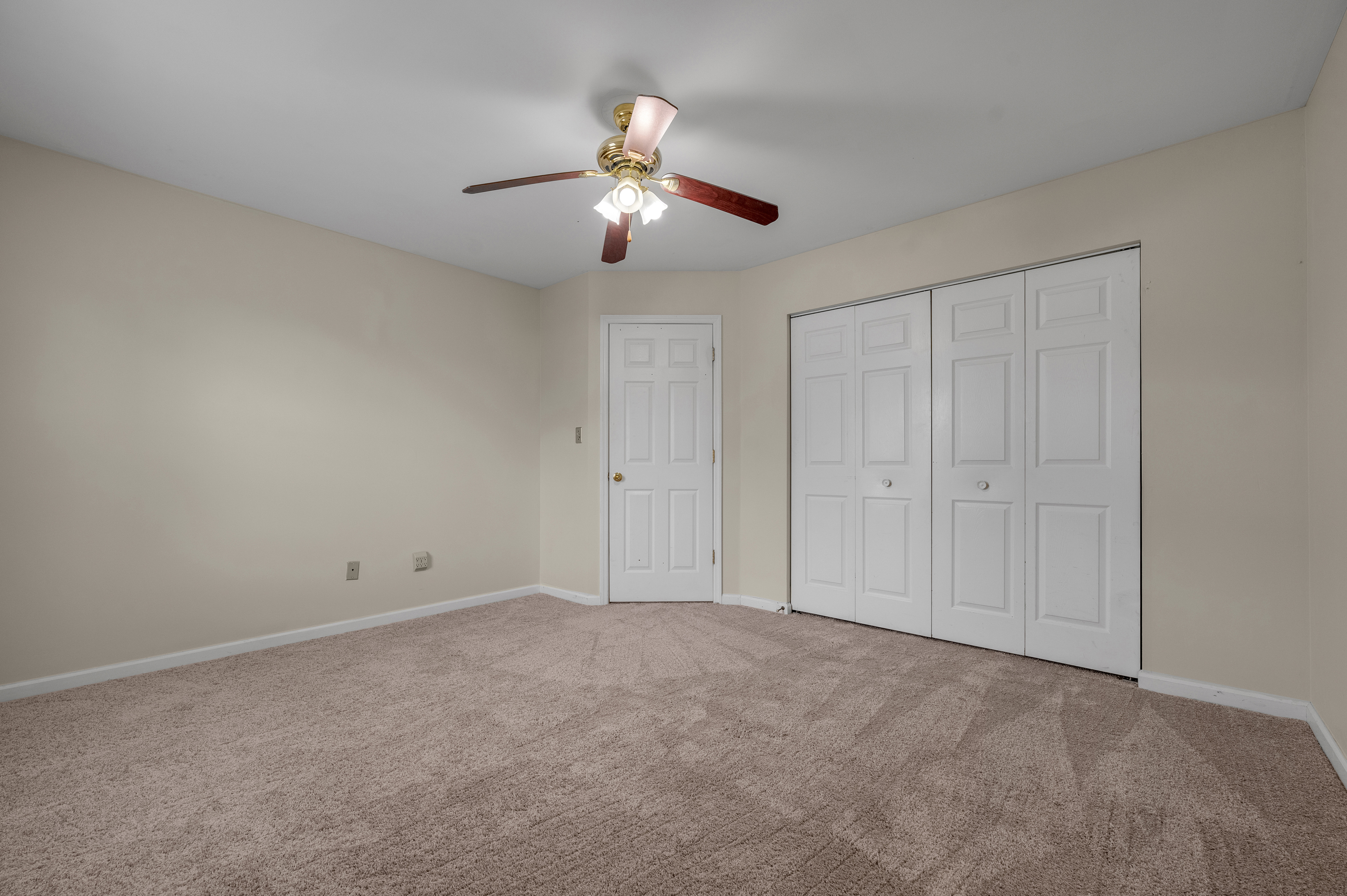  3809 Gillespies Glen - 物件實景