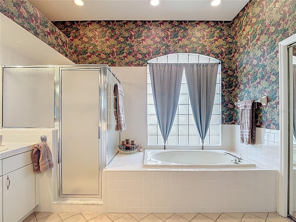 Lutz, Florida, 33549, United States, 4 Bedrooms Bedrooms, ,3 BathroomsBathrooms,Residential,For Sale,1906710