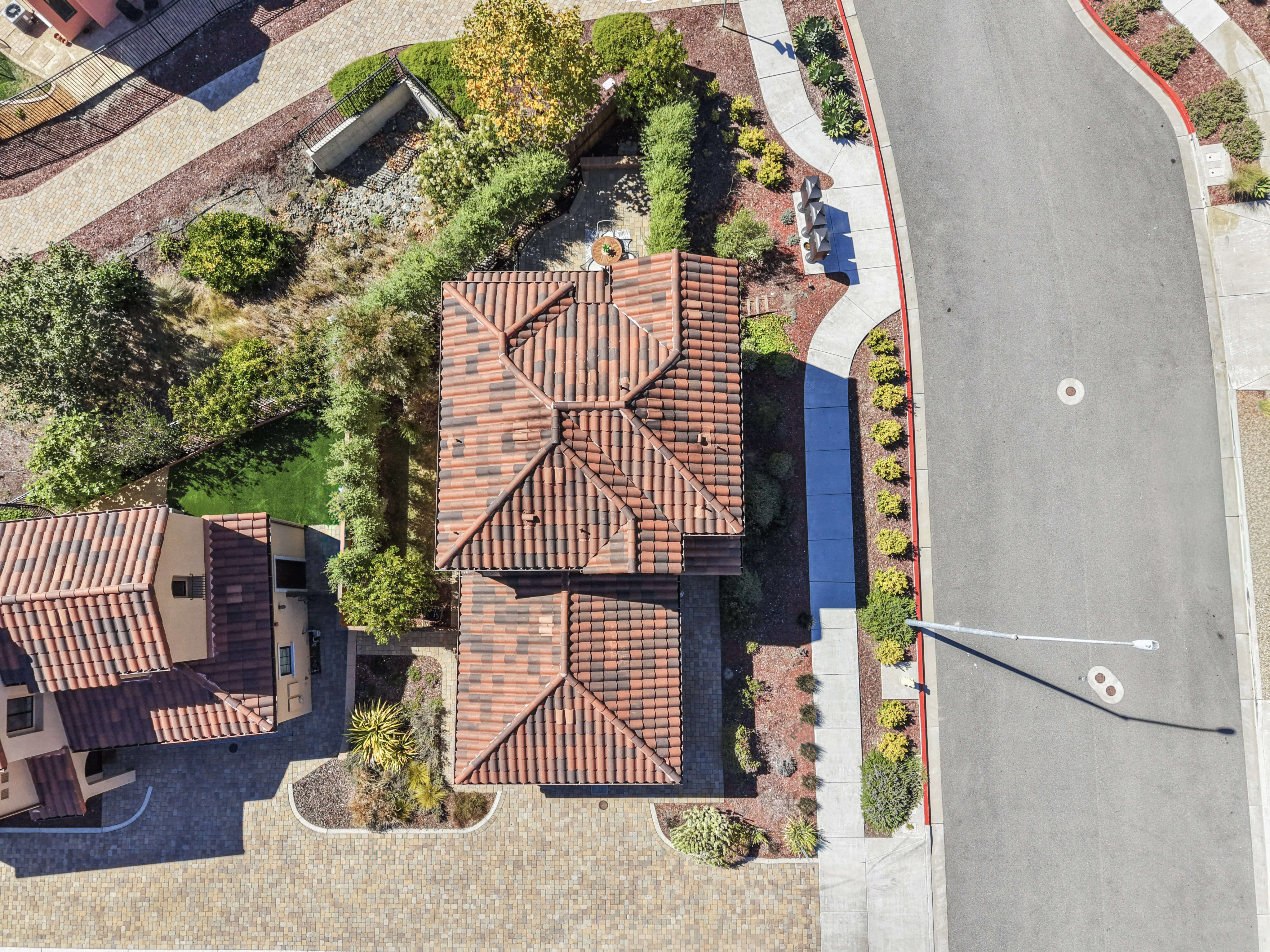  Elegant Hillside Living in Coveted Toscano - 物件實景