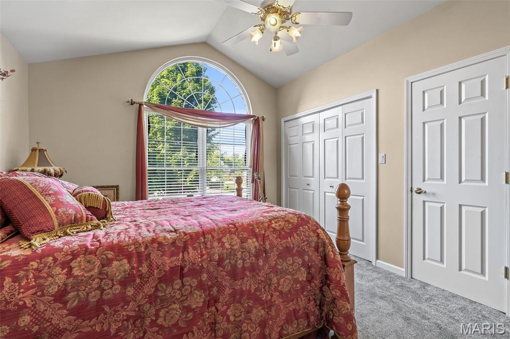 Farmington, Missouri, 63640, United States, 3 Bedrooms Bedrooms, ,3 BathroomsBathrooms,Residential,For Sale,1942281
