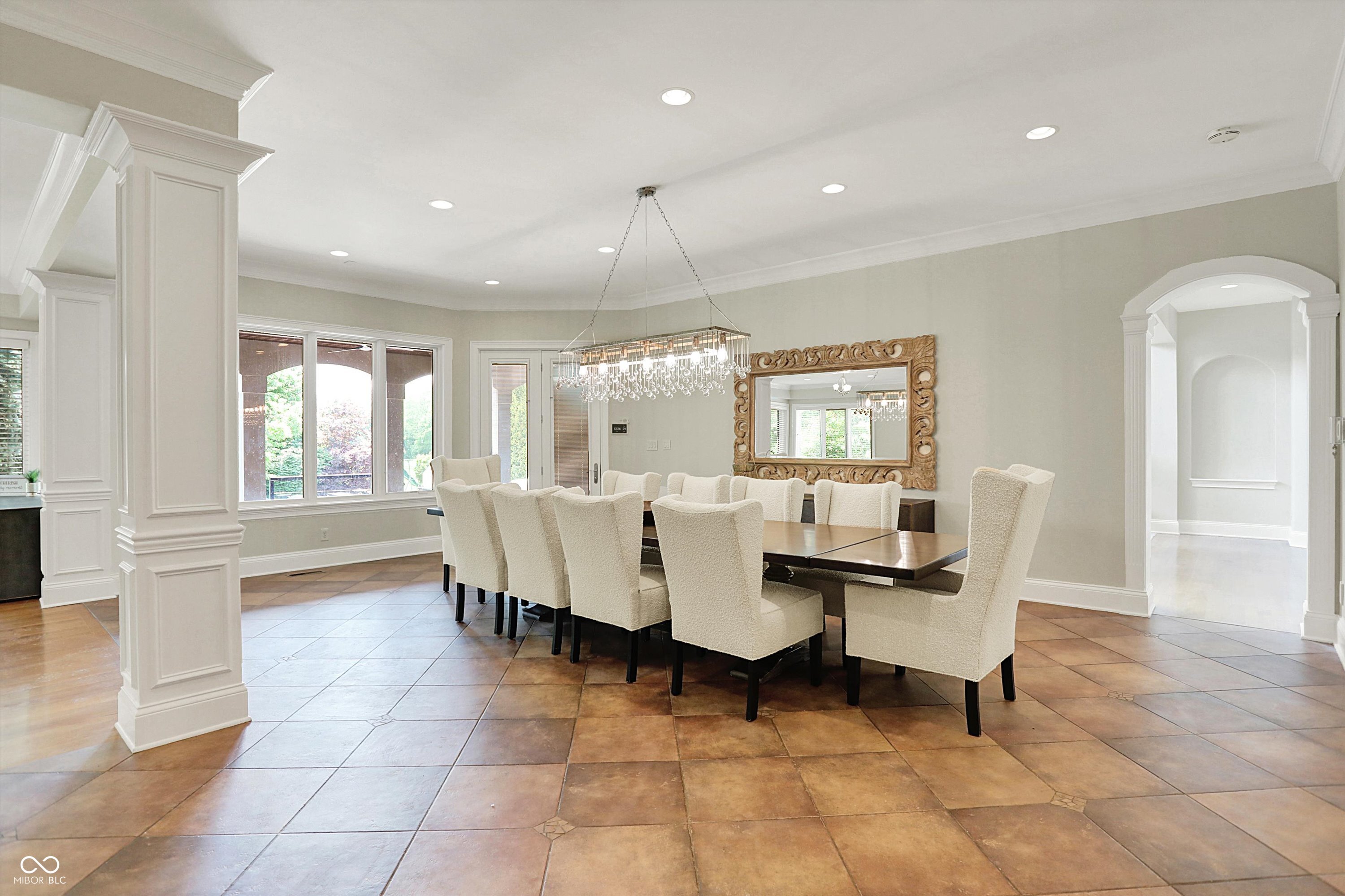 Noblesville, Indiana, 46062, United States, 6 Bedrooms Bedrooms, ,9 BathroomsBathrooms,Residential,For Sale,1979033