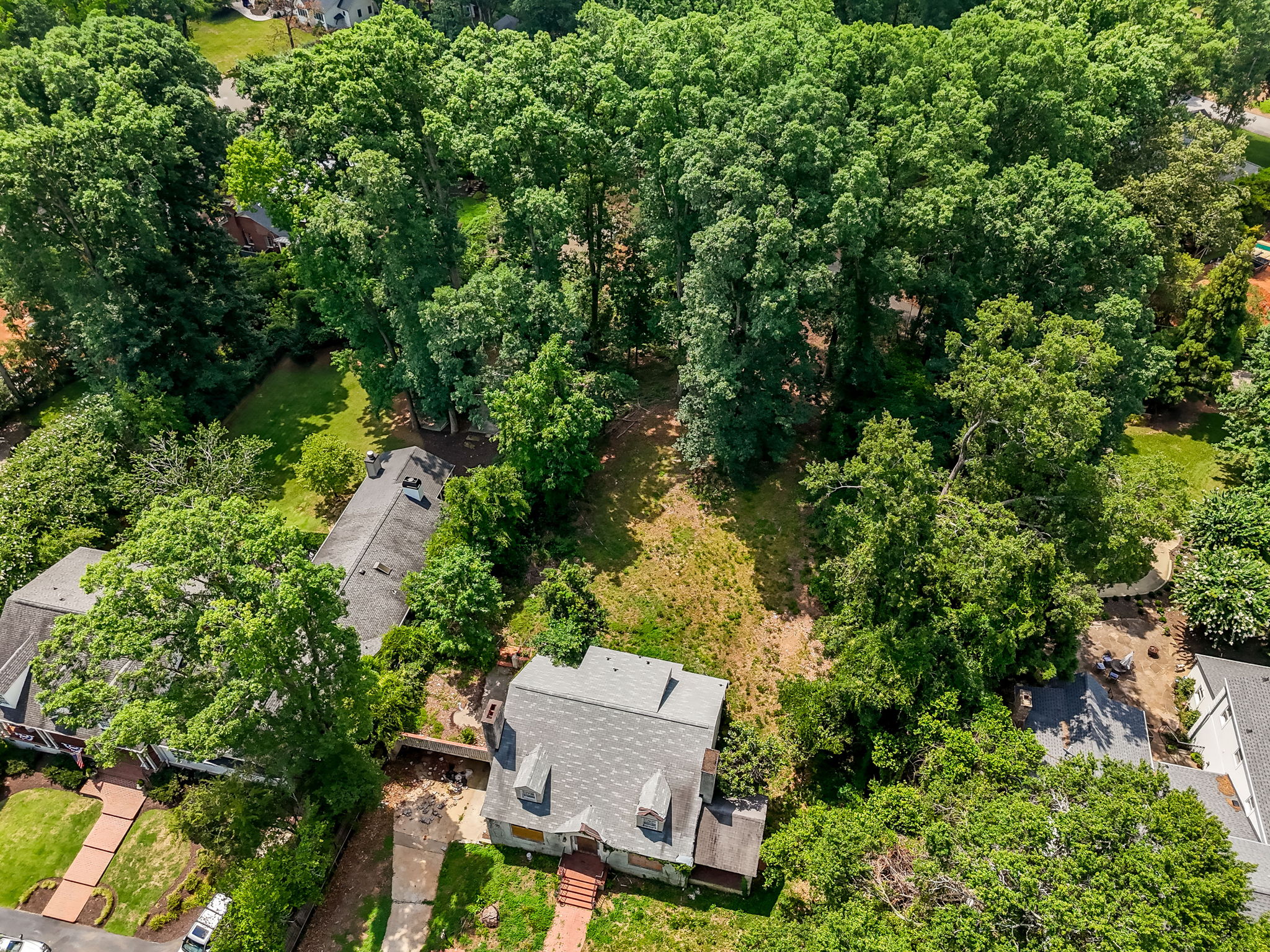  220 Riverside Drive, Greenville, SC 29605 - 物件實景
