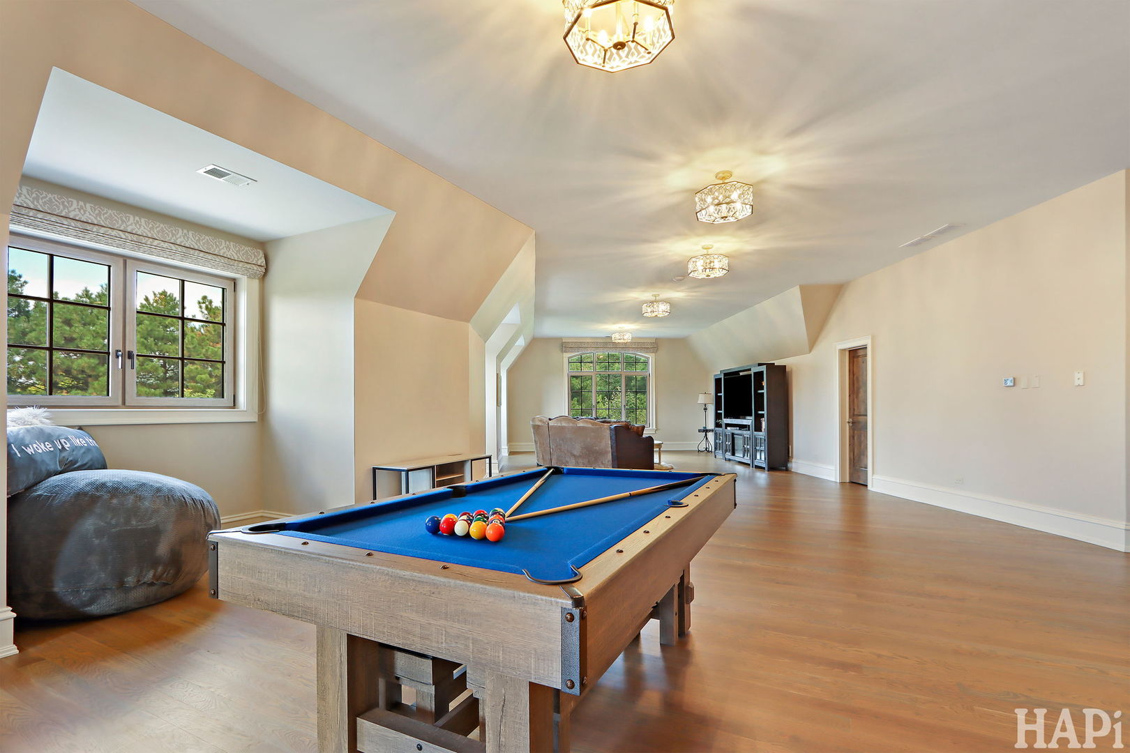 South Barrington, Illinois, 60010, United States, 5 Bedrooms Bedrooms, ,6 BathroomsBathrooms,Residential,For Sale,1947968