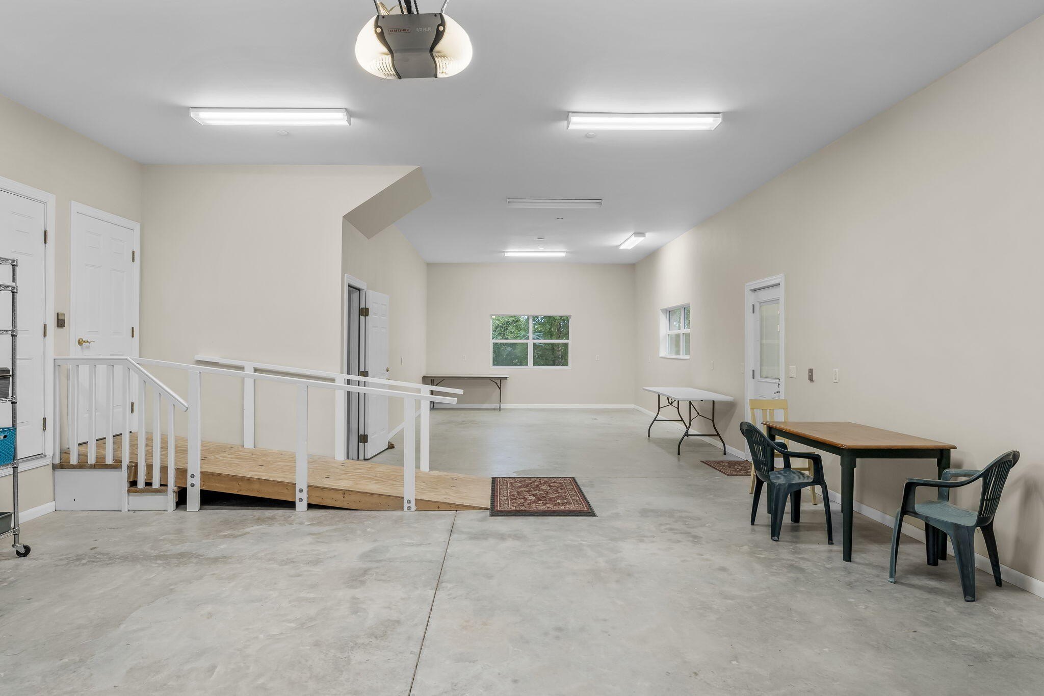 Youngstown, Florida, 32466, United States, 6 Bedrooms Bedrooms, ,6 BathroomsBathrooms,Residential,For Sale,1981831