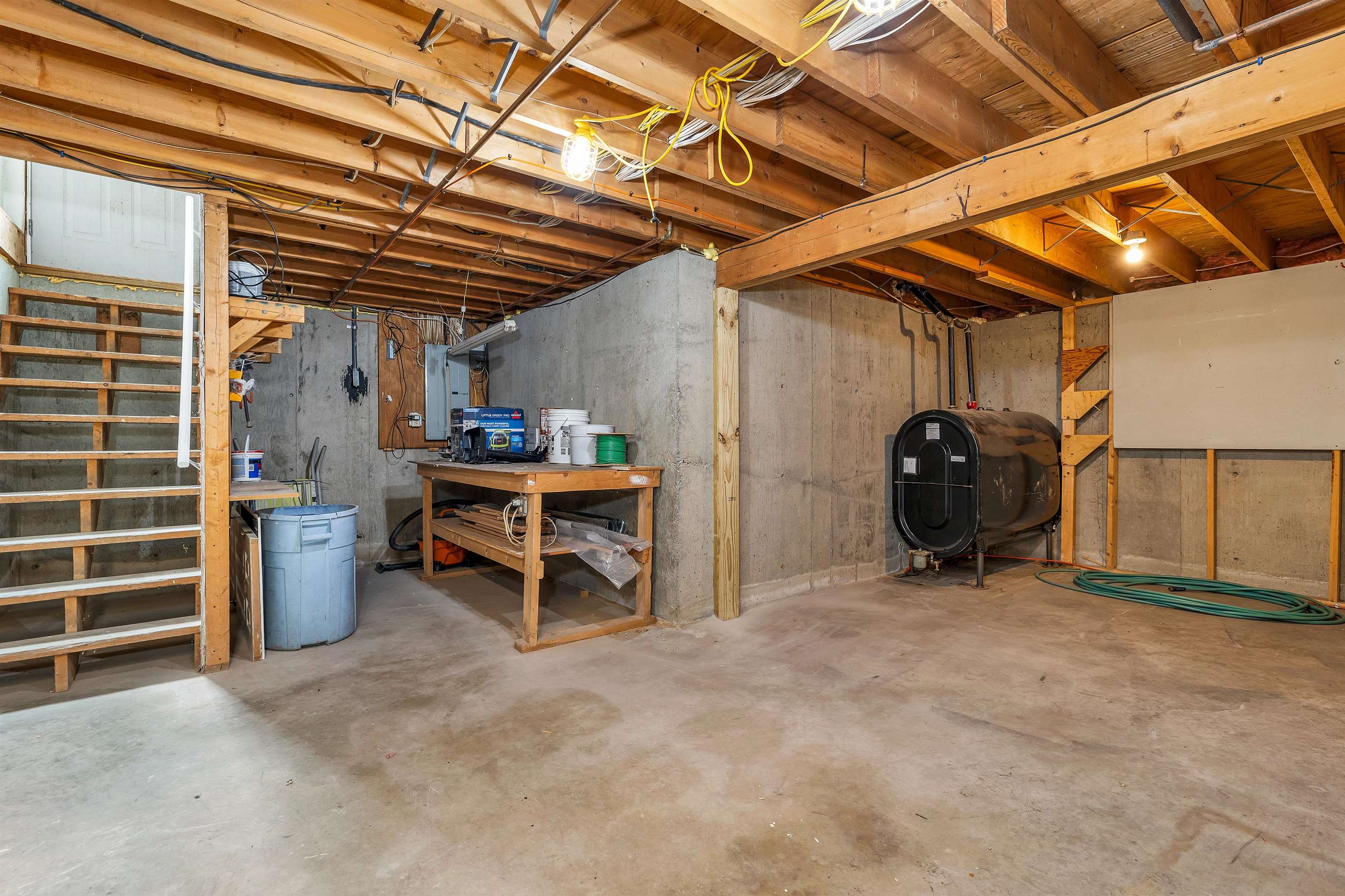 Enfield, New Hampshire, 03748, United States, 3 Bedrooms Bedrooms, ,2 BathroomsBathrooms,Residential,For Sale,1940095