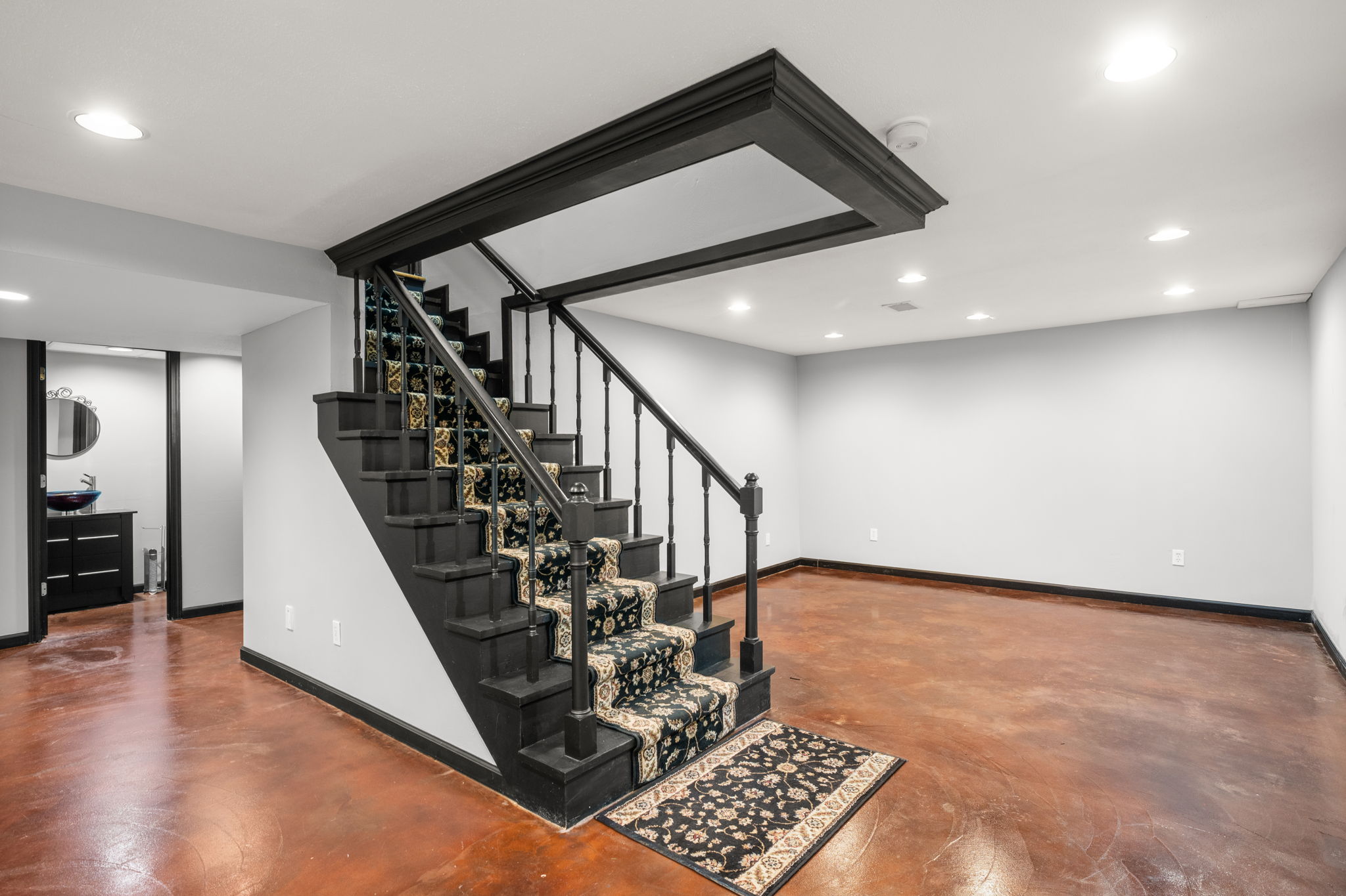  Nestled in the highly sought-after Des Peres area - 物件實景