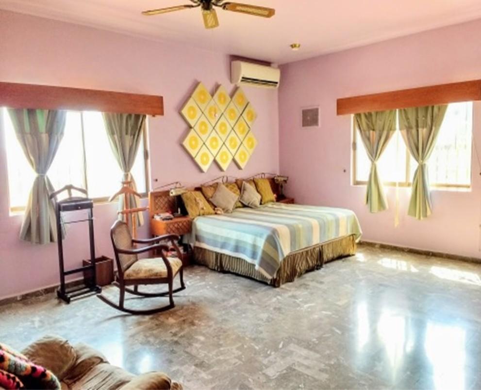 Venecia, San Pedro Garza García, Nuevo León, 66270, Mexico, 4 Bedrooms Bedrooms, ,4 BathroomsBathrooms,Residential,For Sale,Venecia,1612549