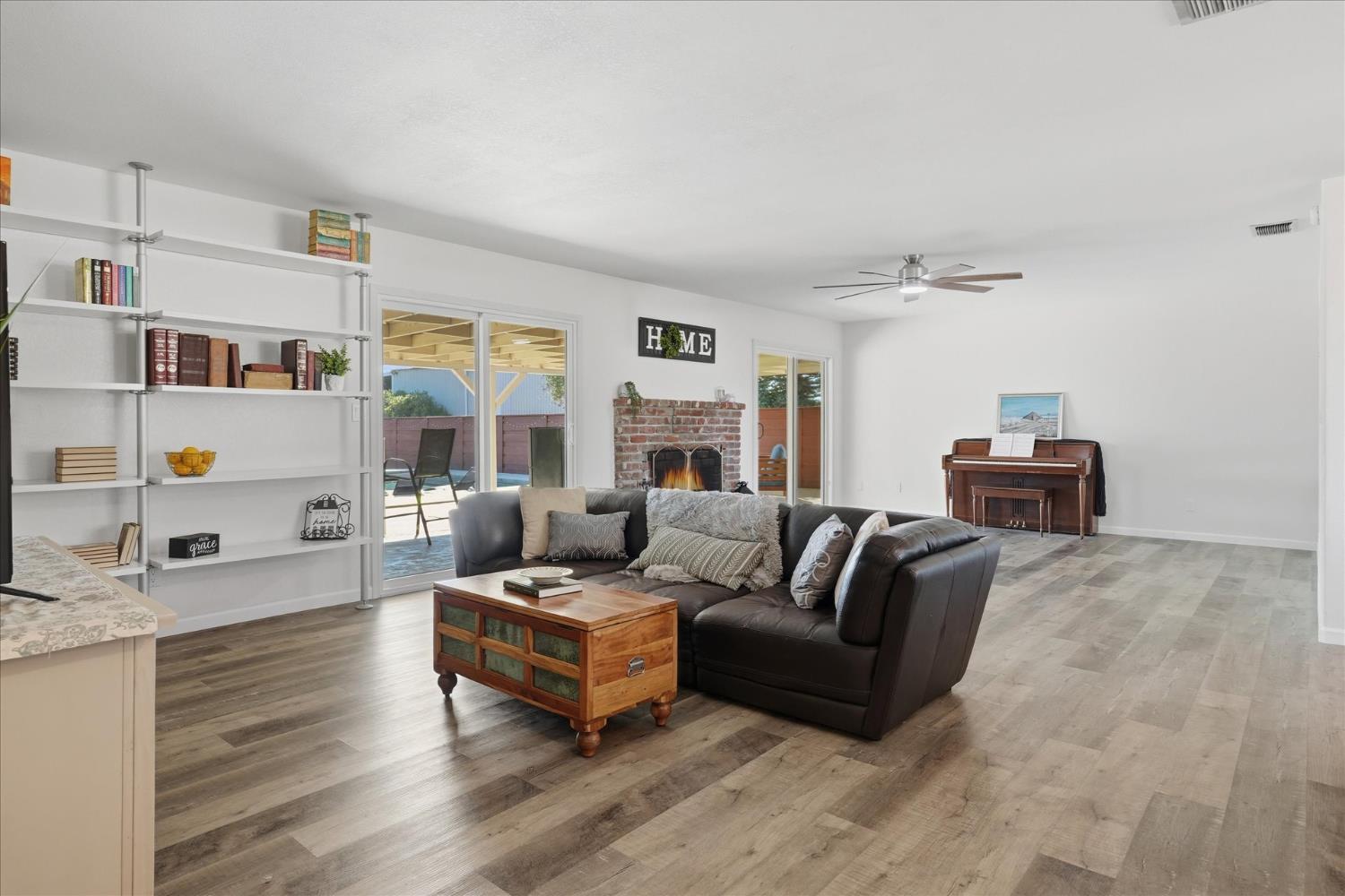 Sanger, California, 93657, United States, 3 Bedrooms Bedrooms, ,2 BathroomsBathrooms,Residential,For Sale,1982741