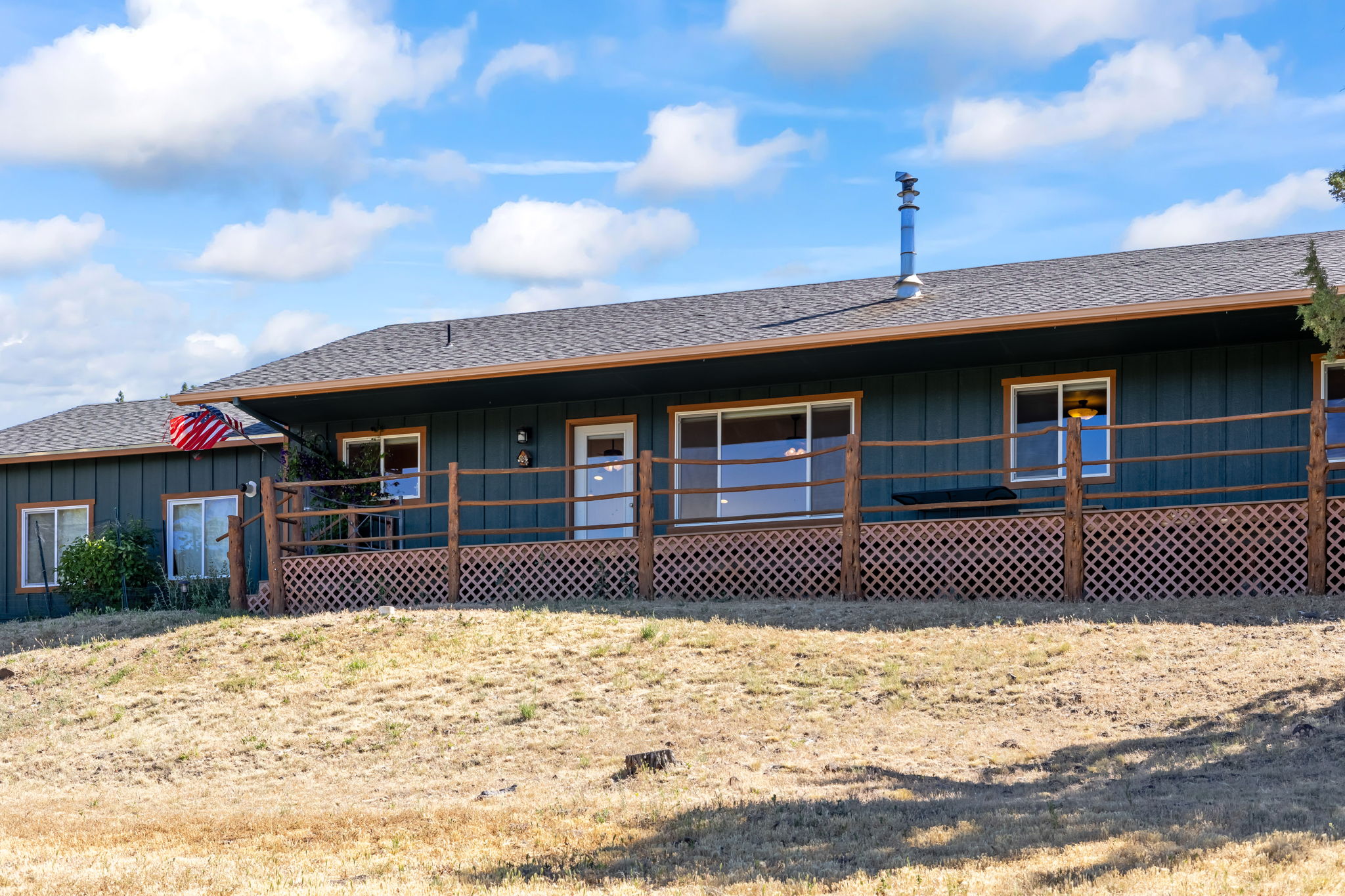 6997 SE Scenic Dr., Prineville, Oregon, 97754, United States, 4 Bedrooms Bedrooms, ,2 BathroomsBathrooms,Residential,For Sale,6997 SE Scenic Dr.,1573189
