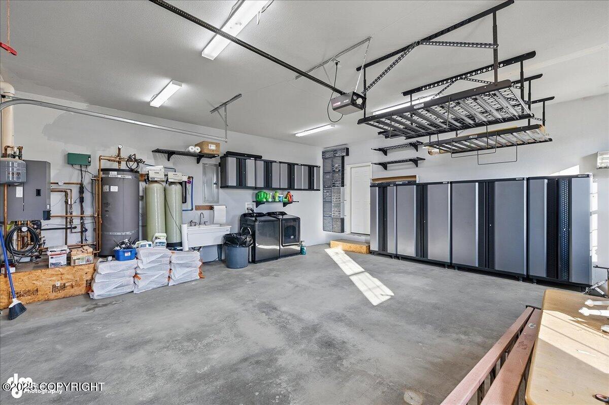 Sterling, Alaska, 99672, United States, 4 Bedrooms Bedrooms, ,3 BathroomsBathrooms,Residential,For Sale,1974036