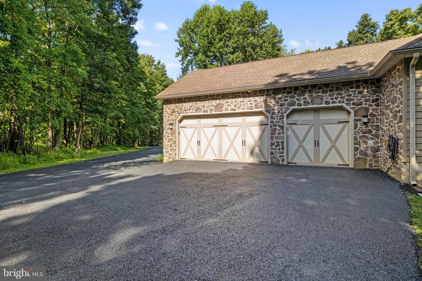 Spring Grove, Pennsylvania, 17362, United States, 3 Bedrooms Bedrooms, ,3 BathroomsBathrooms,Residential,For Sale,1827920