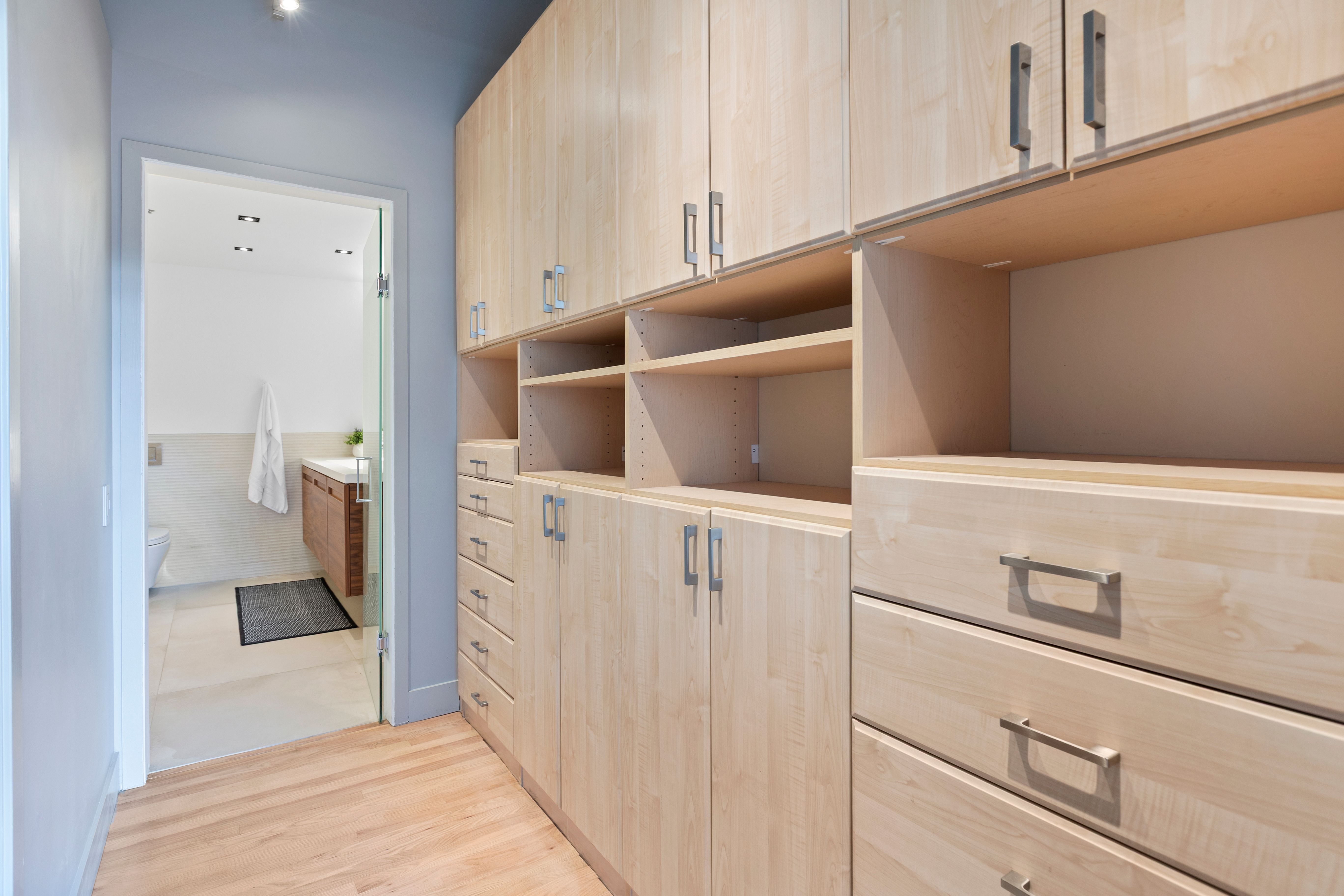  Incredible Southeast CORNER UNIT - 物件實景