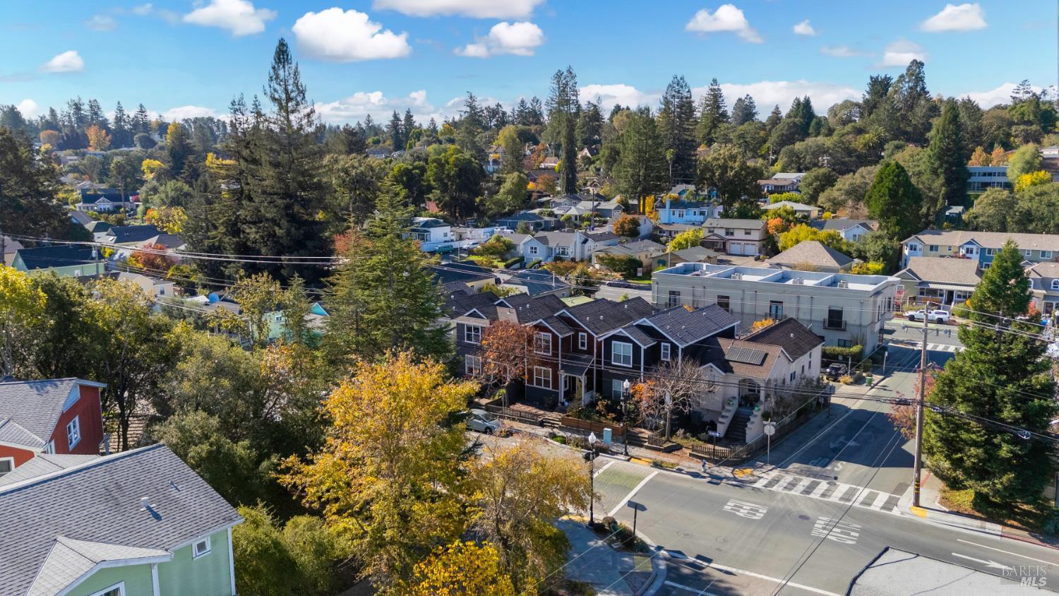 Sebastopol, California, 95472, United States, 3 Bedrooms Bedrooms, ,4 BathroomsBathrooms,Residential,For Sale,1987420