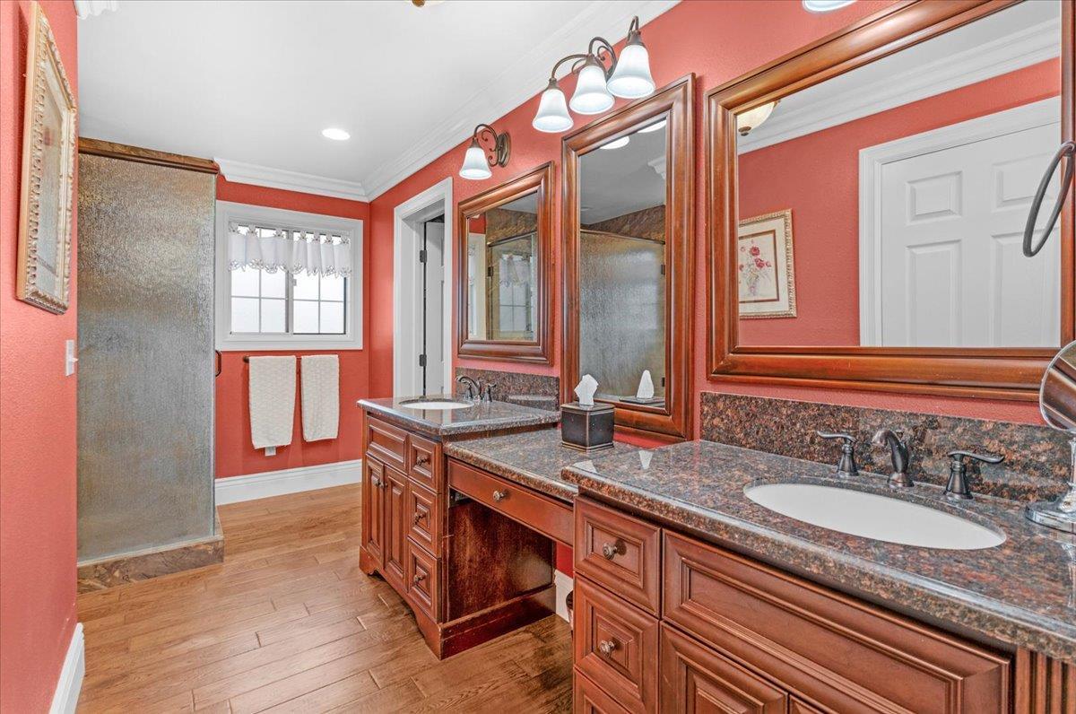 Visalia, California, 93277, United States, 4 Bedrooms Bedrooms, ,4 BathroomsBathrooms,Residential,For Sale,1973914