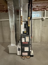 Tyngsborough, Massachusetts, 01879, United States, 4 Bedrooms Bedrooms, ,3 BathroomsBathrooms,Residential,For Sale,1980241