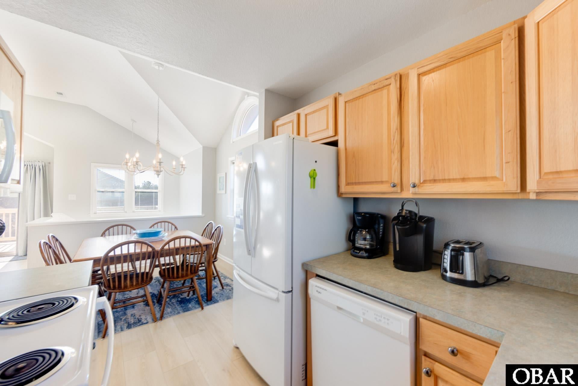 Corolla, North Carolina, 27927, United States, 5 Bedrooms Bedrooms, ,3 BathroomsBathrooms,Residential,For Sale,2006038