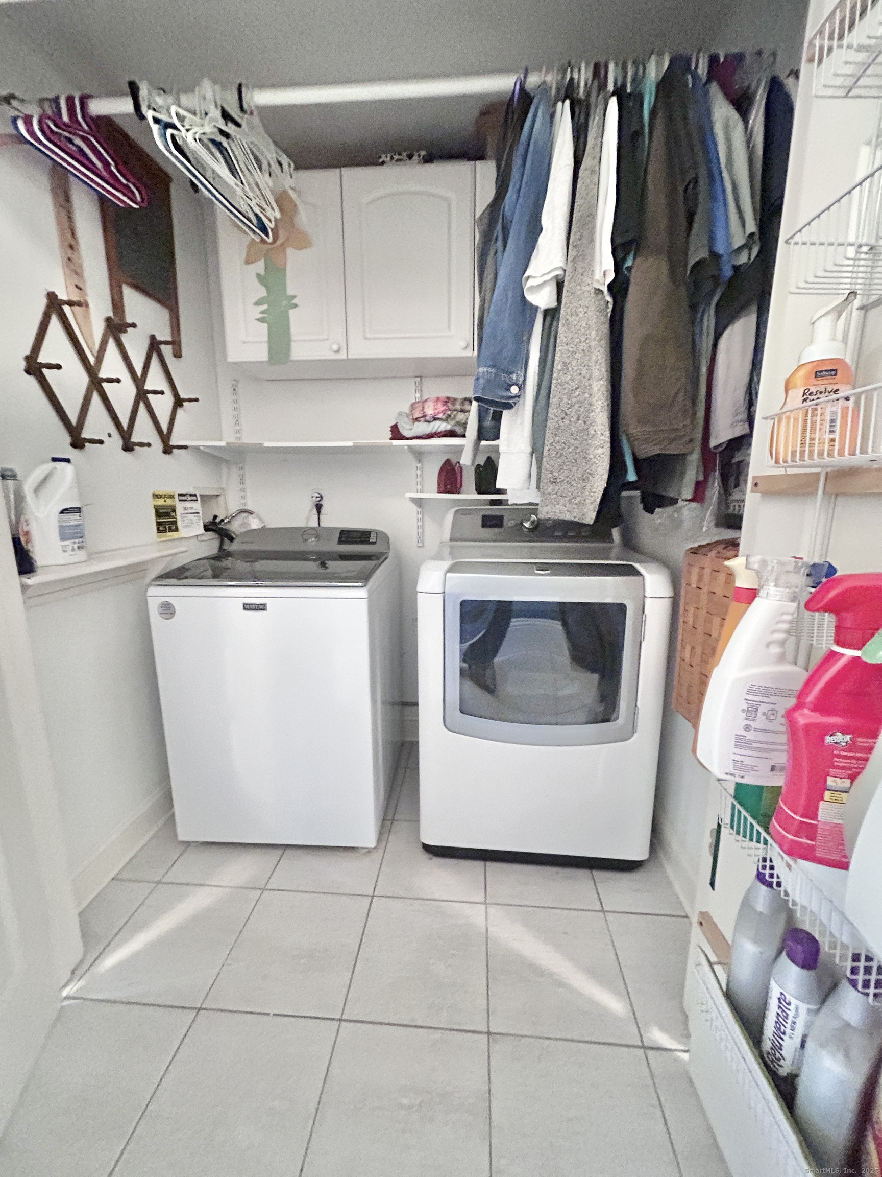 Oxford, Connecticut, 06478, United States, 4 Bedrooms Bedrooms, ,3 BathroomsBathrooms,Residential,For Sale,1993487