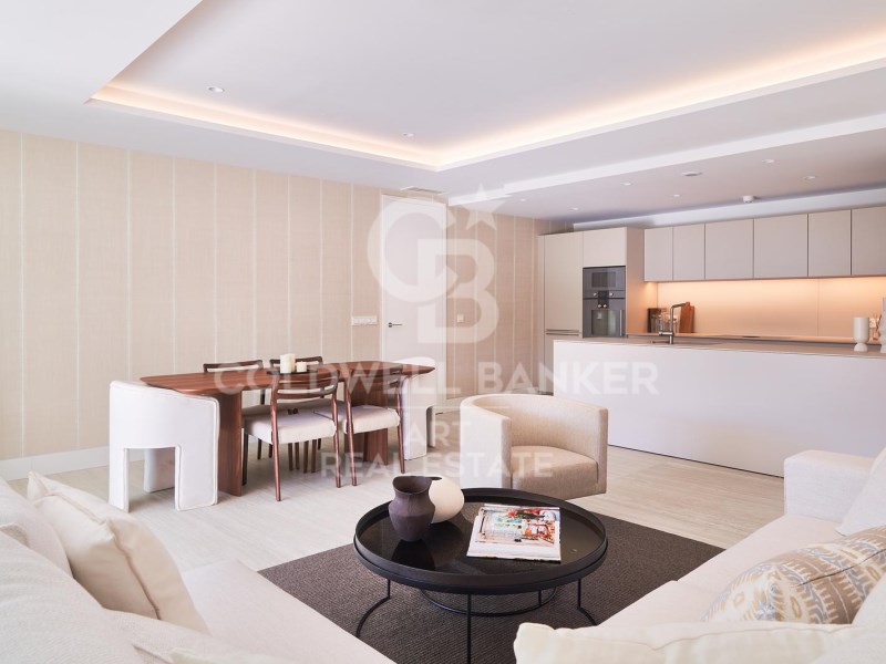 Estepona, Andalusia, ES, 3 Bedrooms Bedrooms, ,3 BathroomsBathrooms,Residential,For Sale,1827204