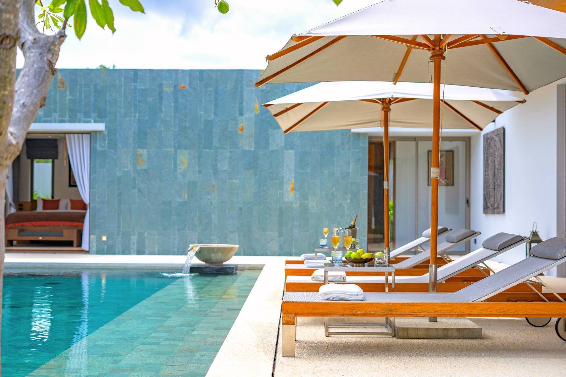 3 Bedroom Luxury Villa in Phuket 