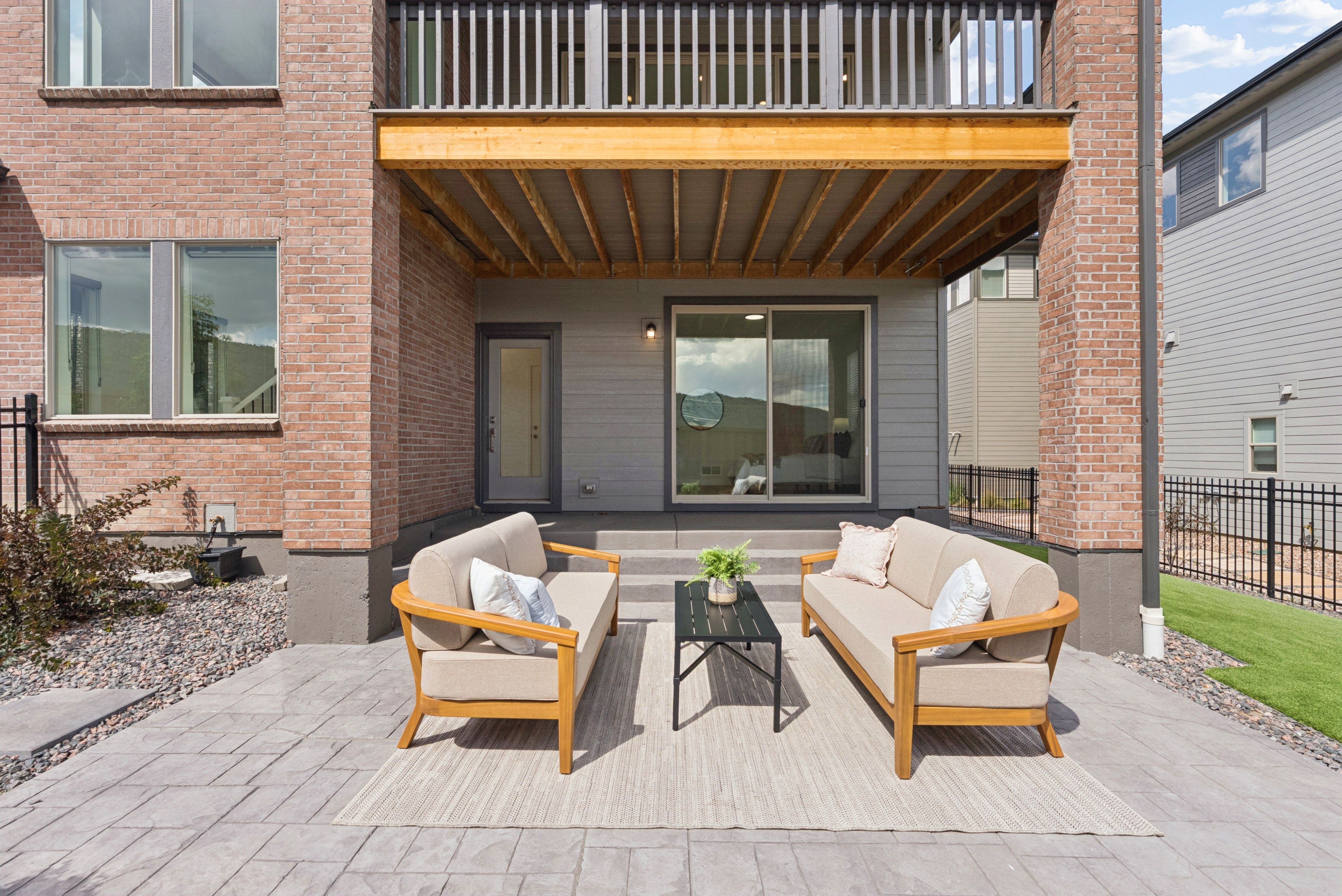  Elevated Colorado Living with 180° Mountain & Reservoir Views - 物件實景