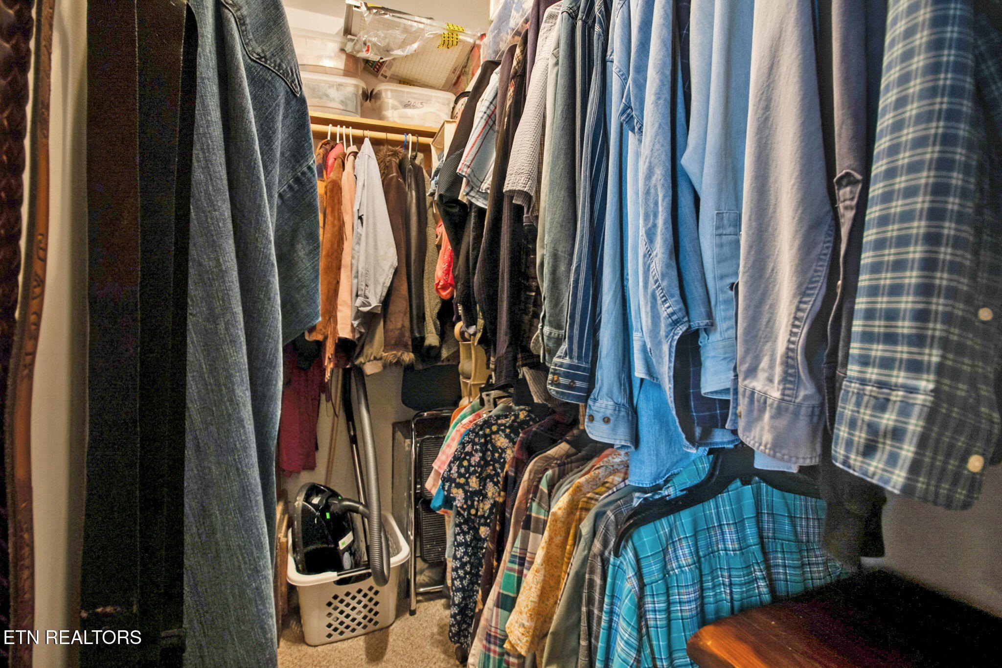 Crossville, Tennessee, 38555, United States, 4 Bedrooms Bedrooms, ,3 BathroomsBathrooms,Residential,For Sale,1996512