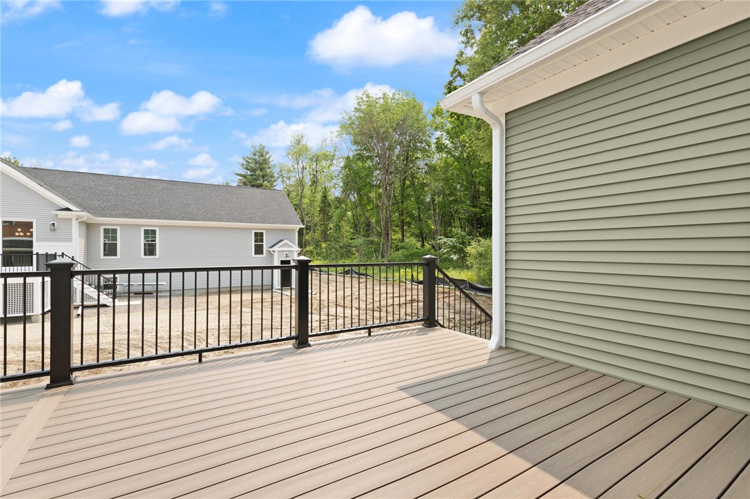 Johnston, Rhode Island, 02919, United States, 3 Bedrooms Bedrooms, ,3 BathroomsBathrooms,Residential,For Sale,1939389